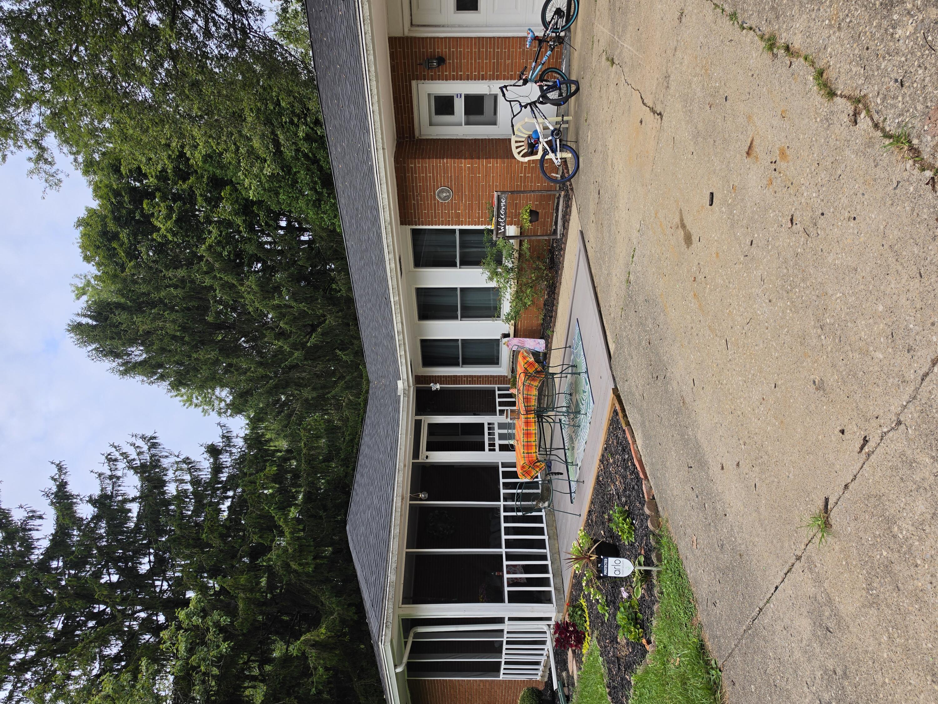 5512 Storms Creek, Urbana, Ohio 43078