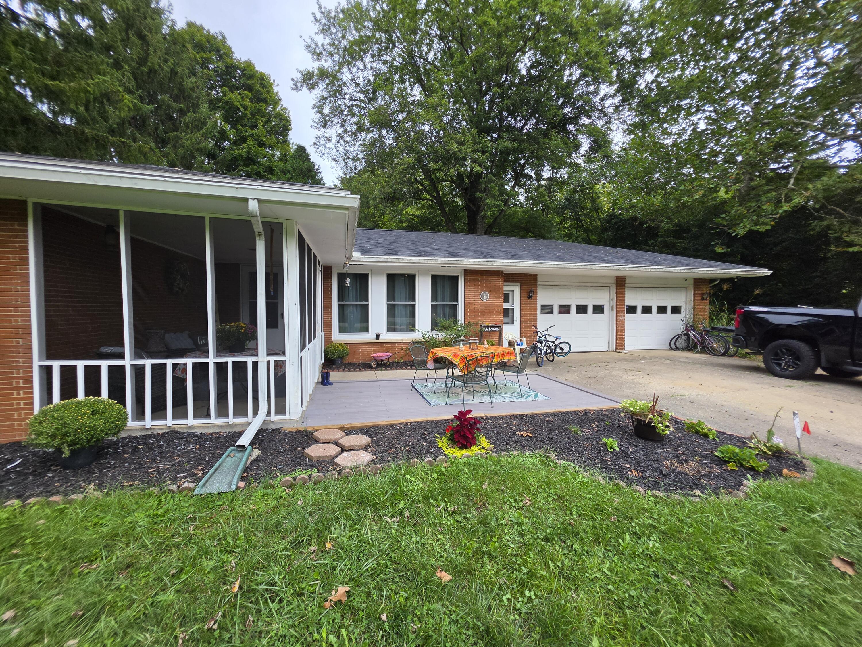 5512 Storms Creek, Urbana, Ohio 43078