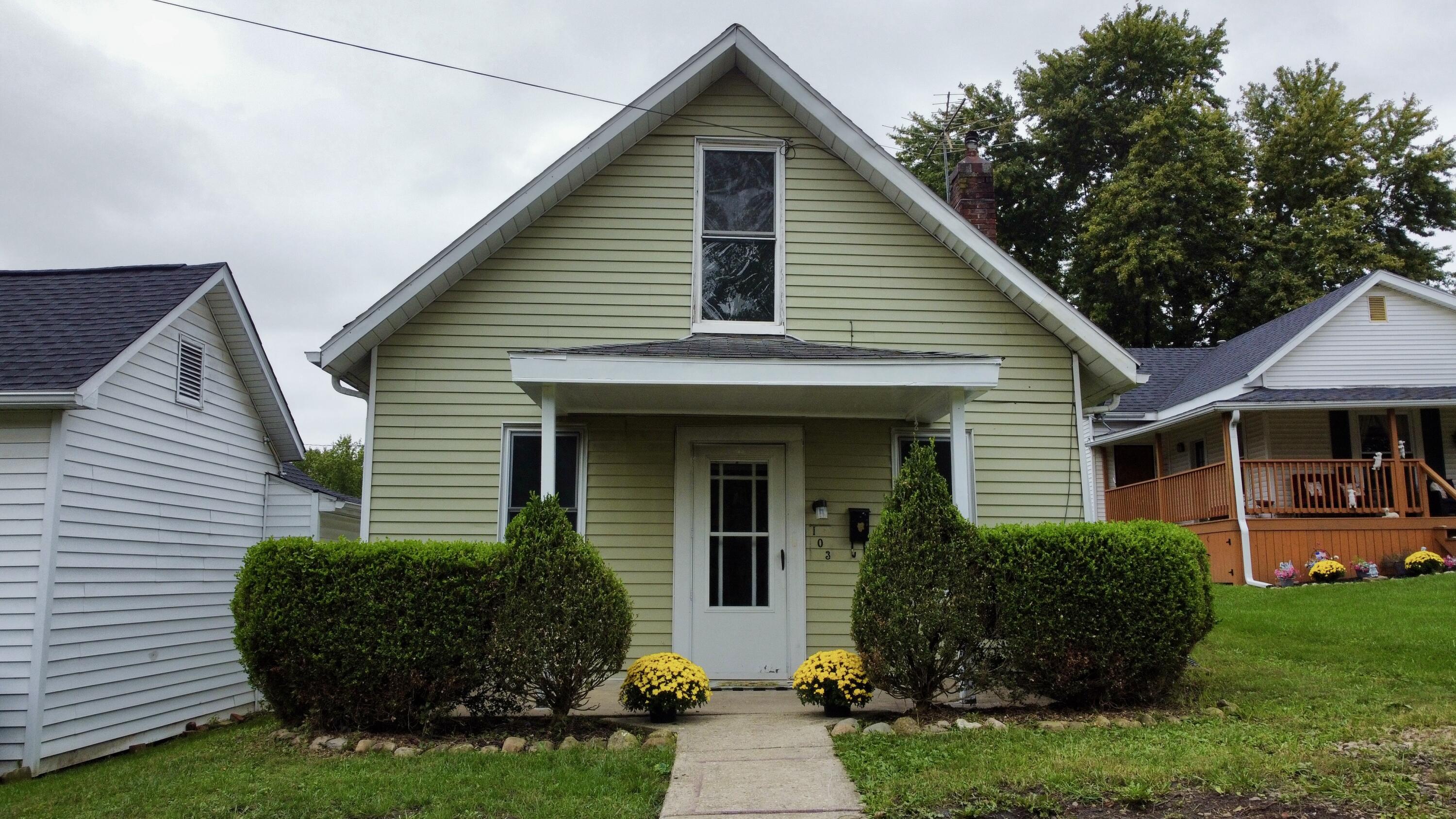 103 Pleasant, Mechanicsburg, Ohio 43044