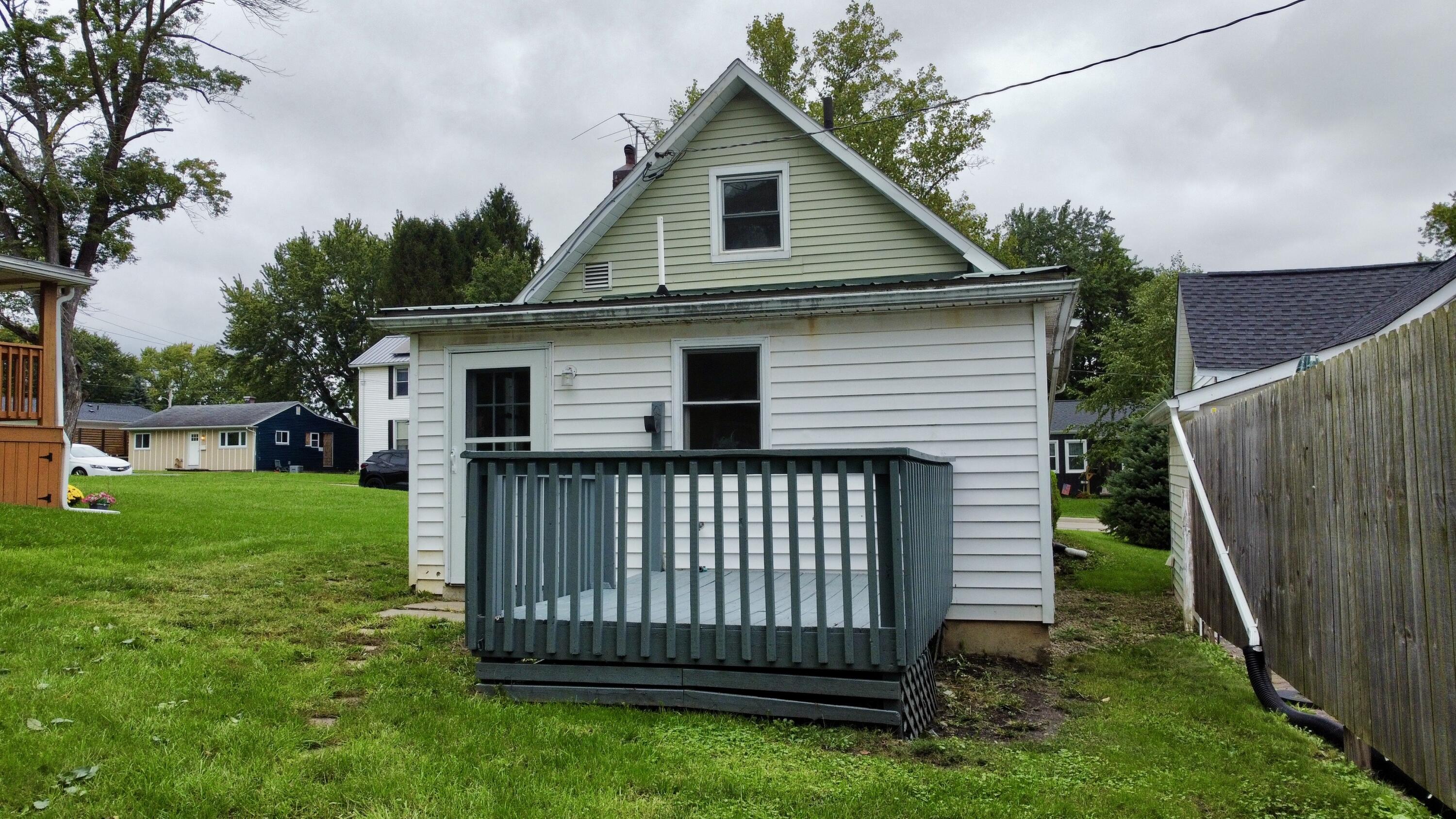 103 Pleasant, Mechanicsburg, Ohio 43044