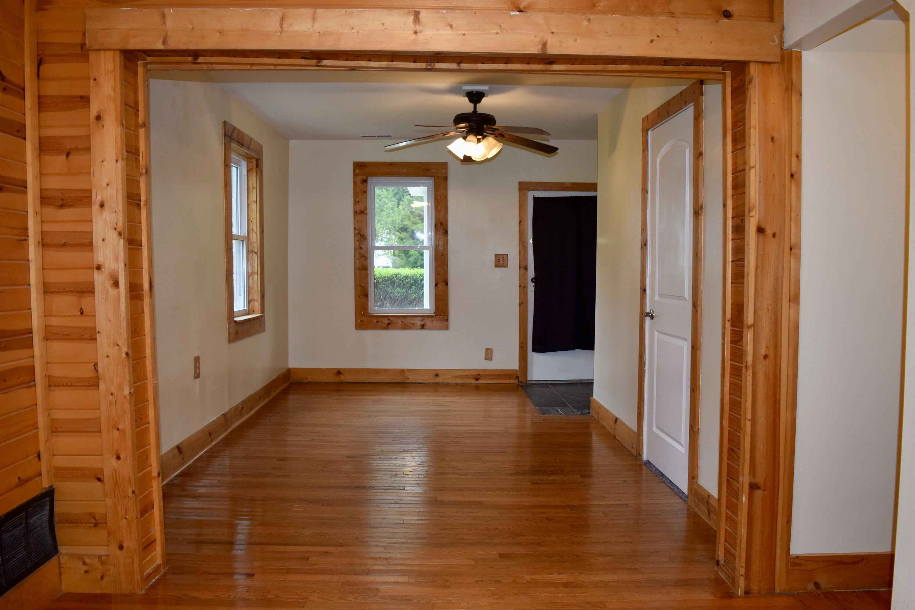103 Pleasant, Mechanicsburg, Ohio 43044