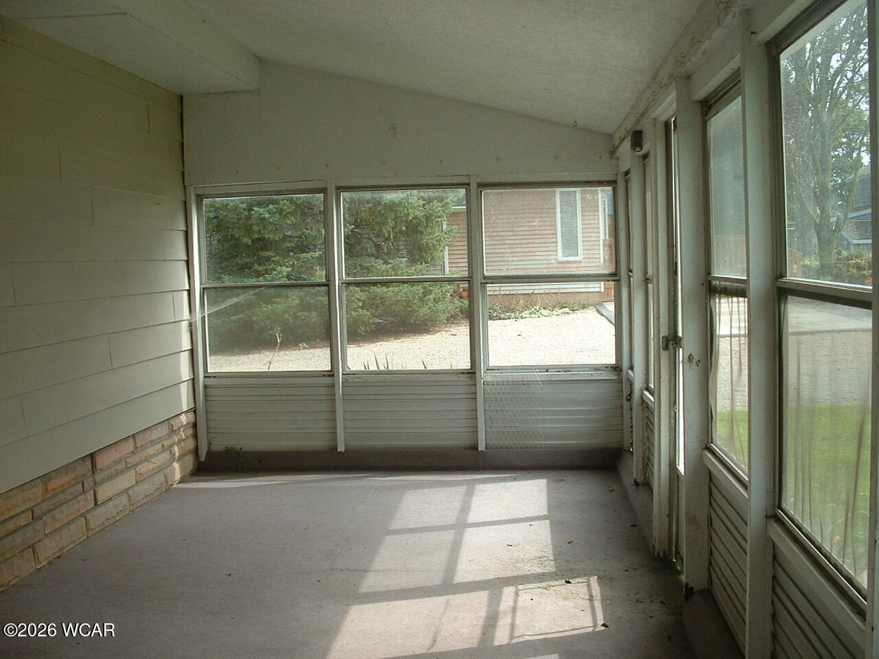 19220 Spring Street, Saint Johns, Ohio