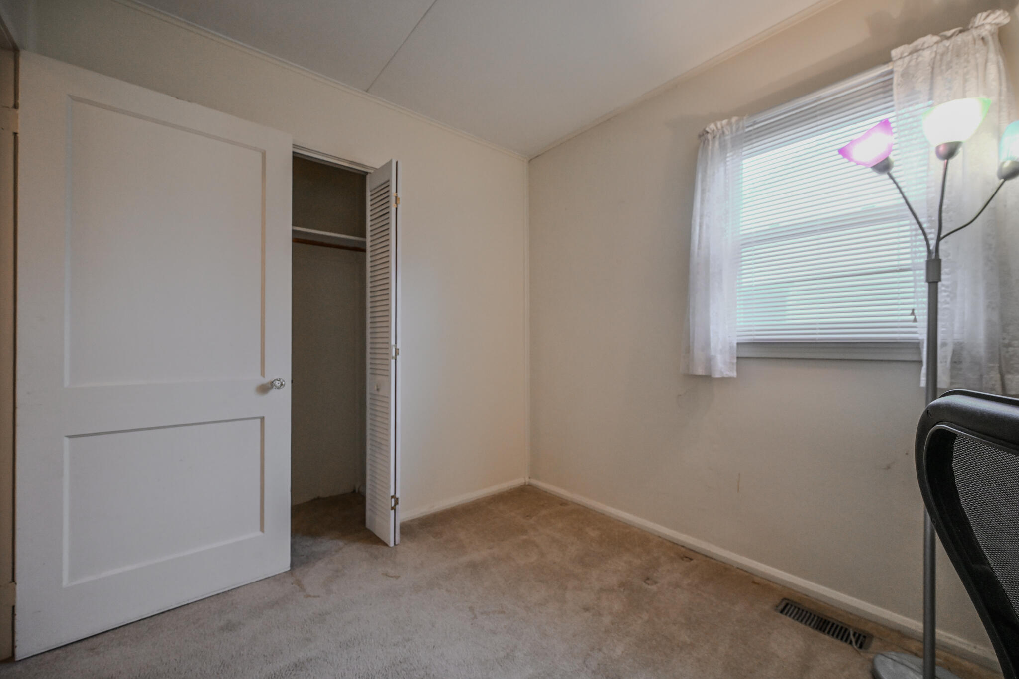 2450 Mayfair, Springfield, Ohio 45505