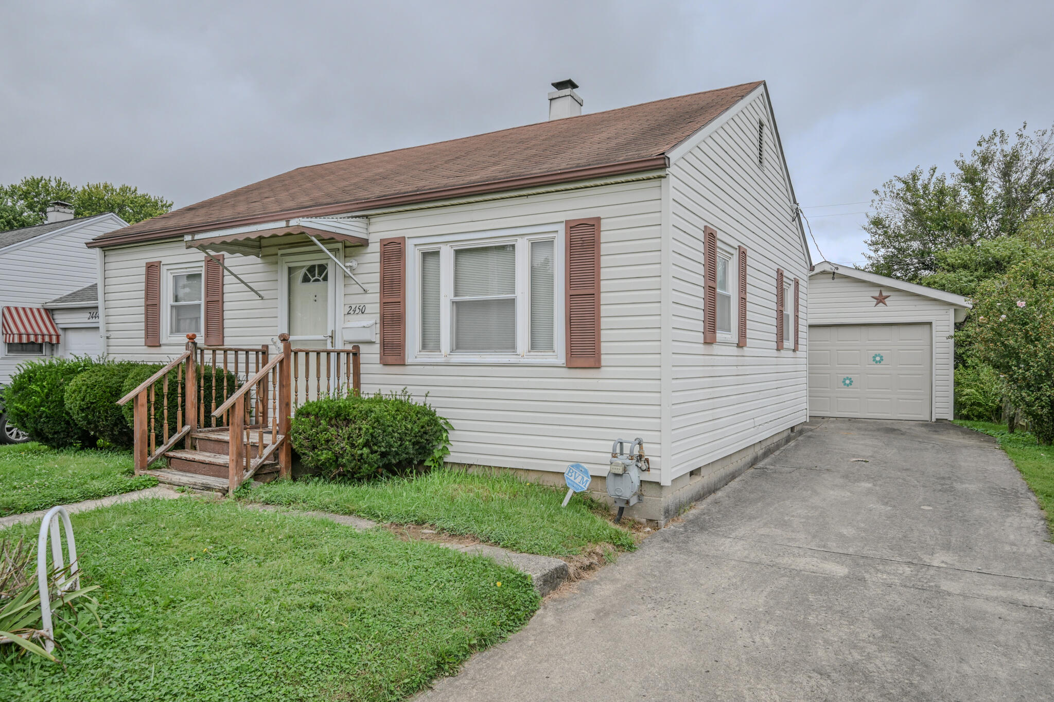 2450 Mayfair, Springfield, Ohio 45505
