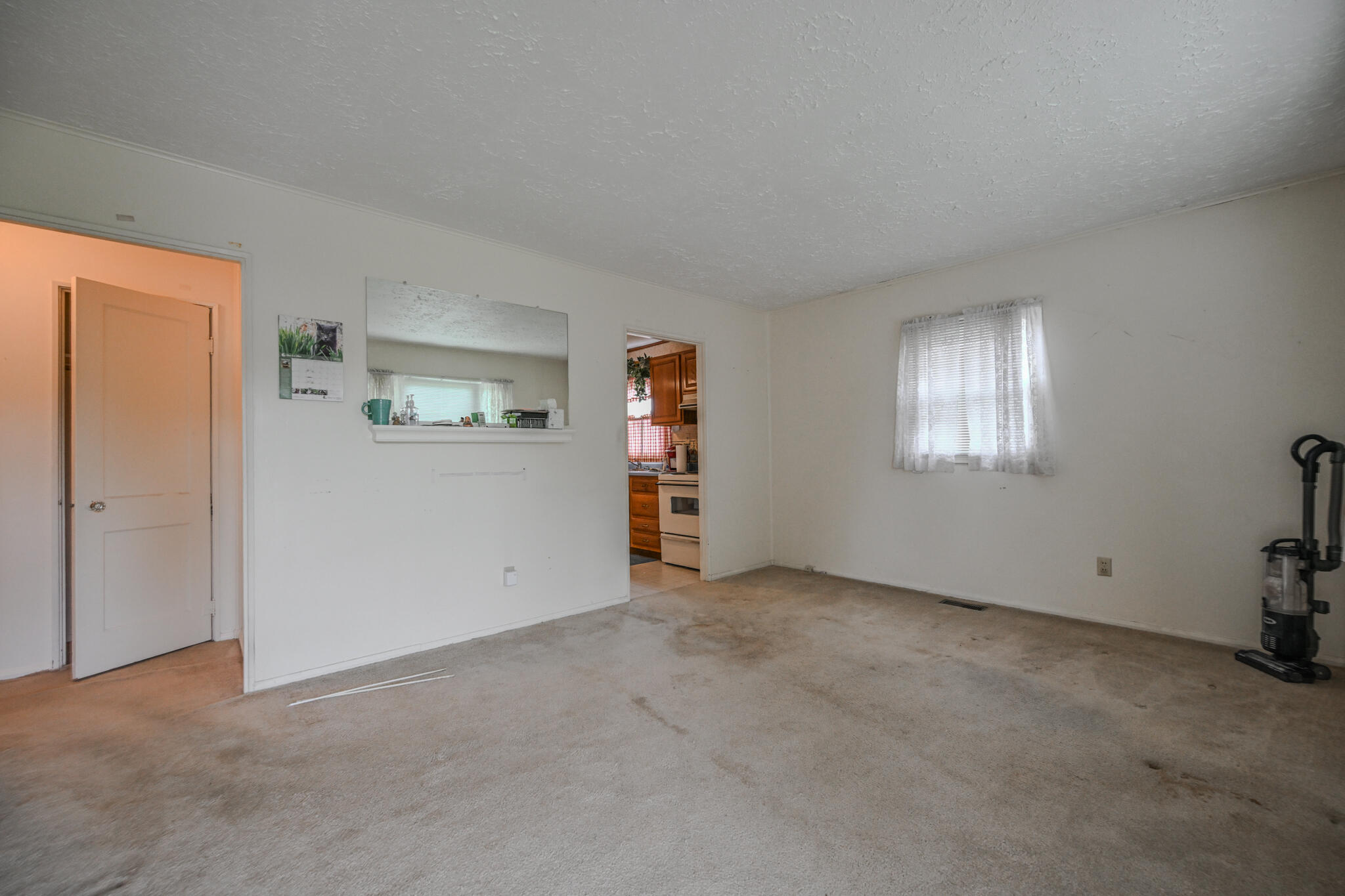 2450 Mayfair, Springfield, Ohio 45505