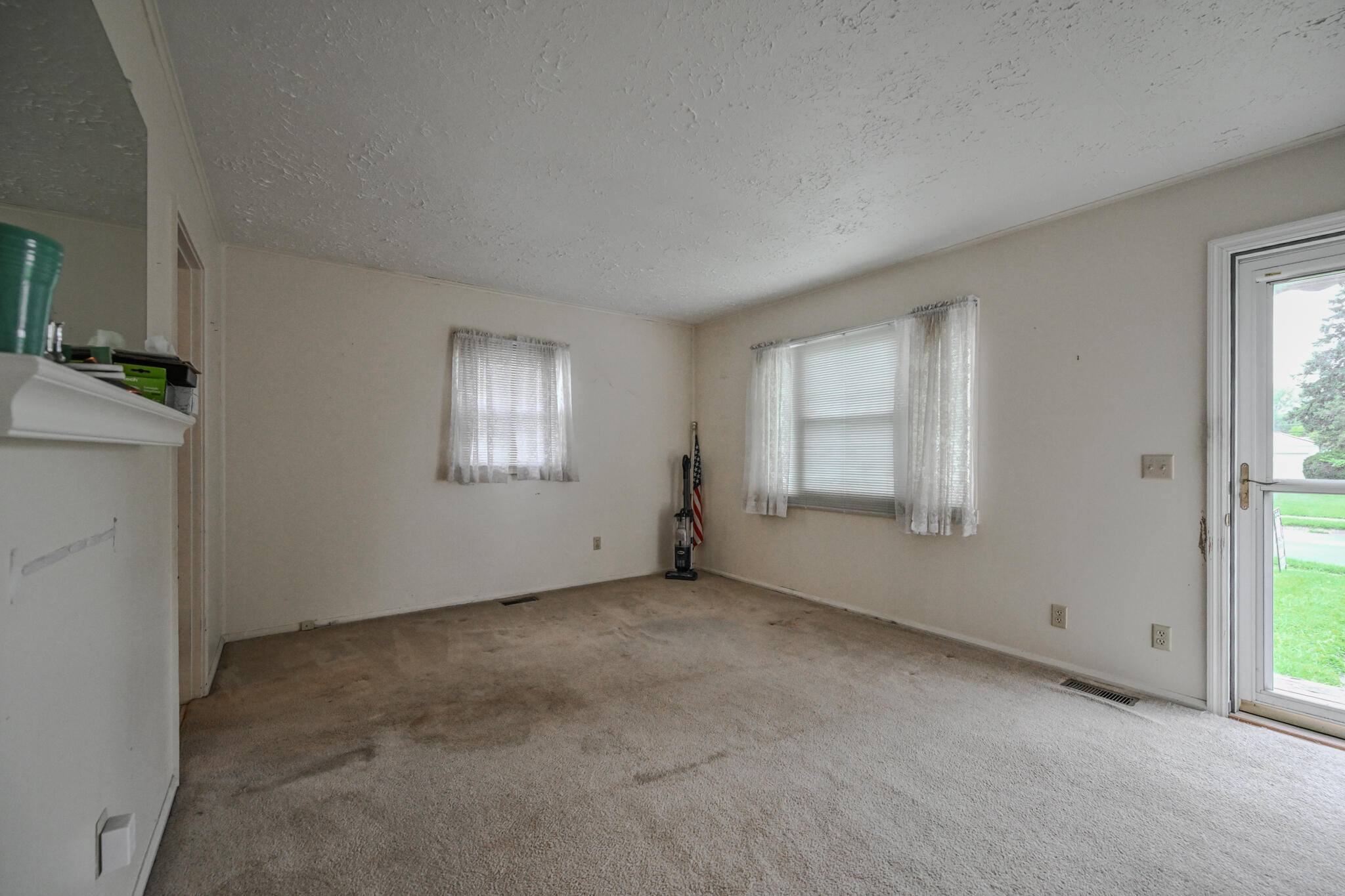 2450 Mayfair, Springfield, Ohio 45505
