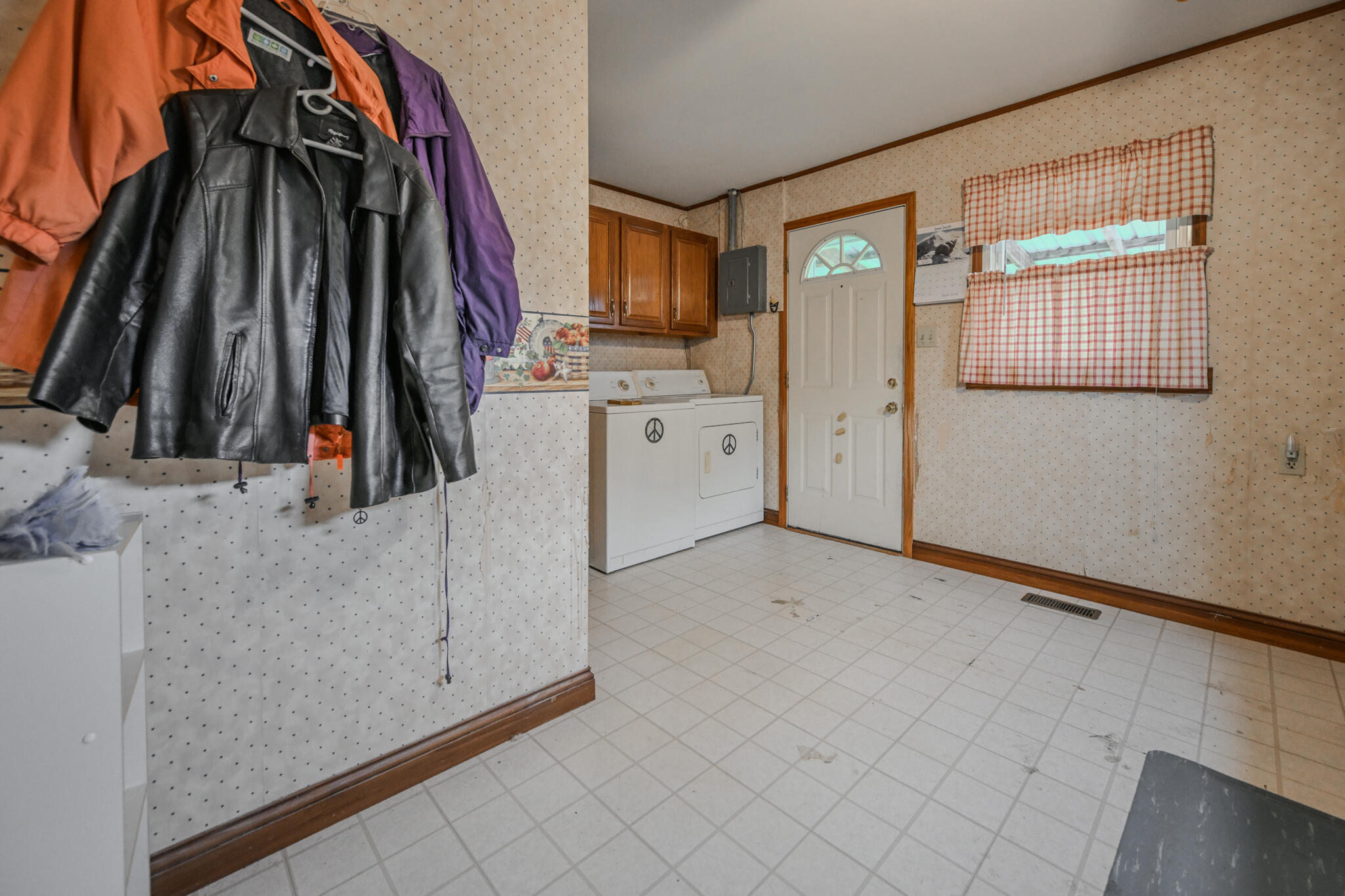 2450 Mayfair, Springfield, Ohio 45505