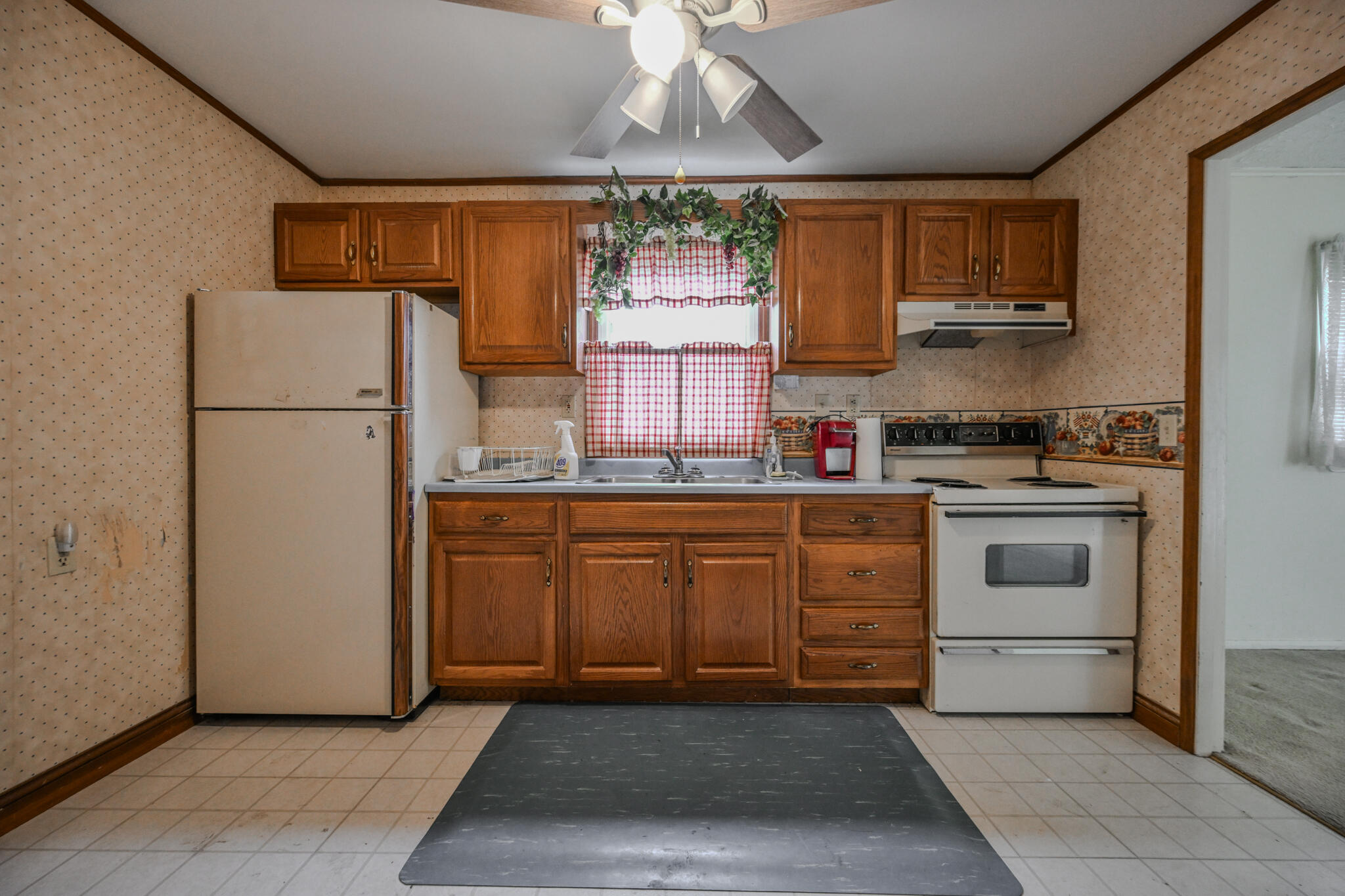 2450 Mayfair, Springfield, Ohio 45505