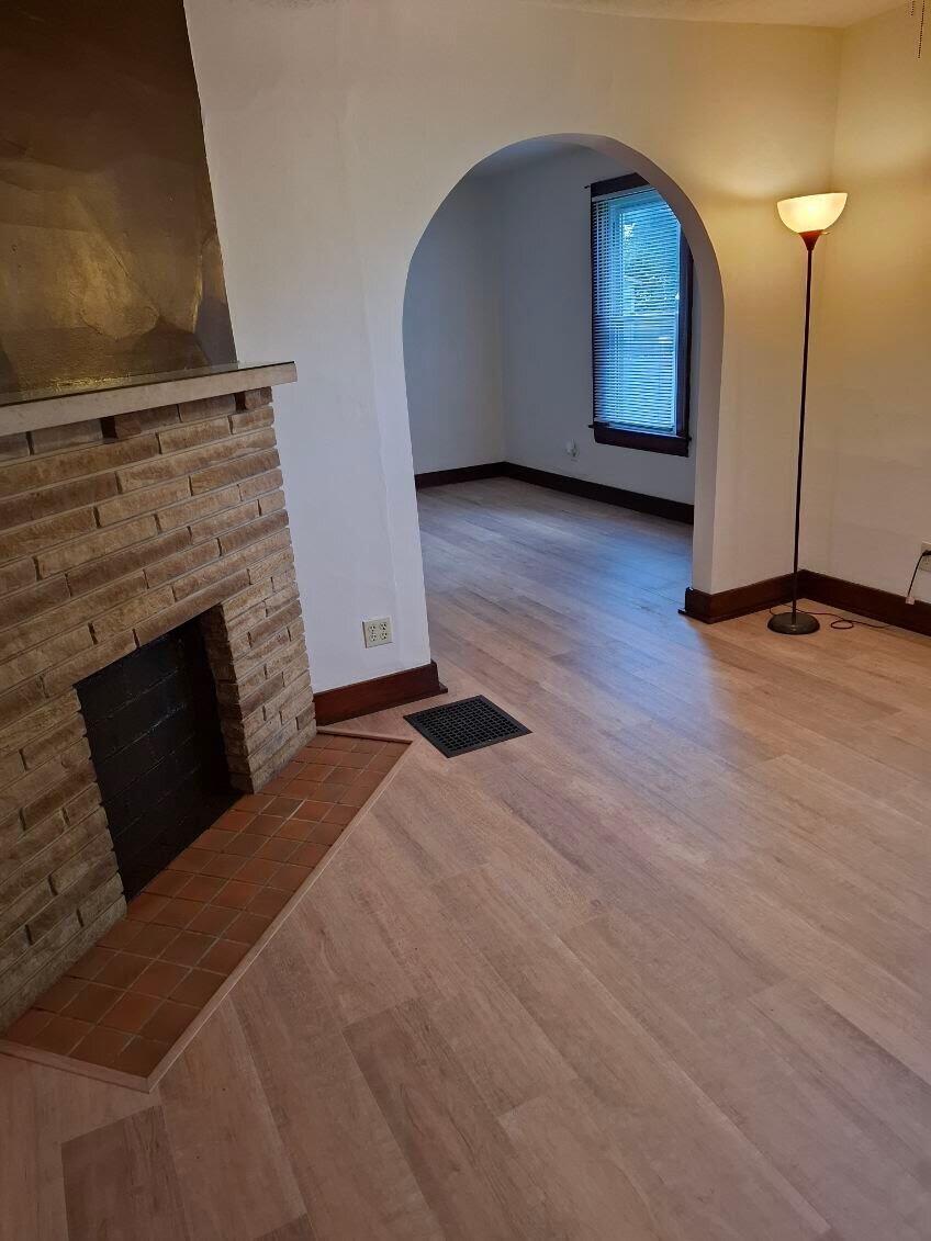 21 Douglas, Springfield, Ohio 45503