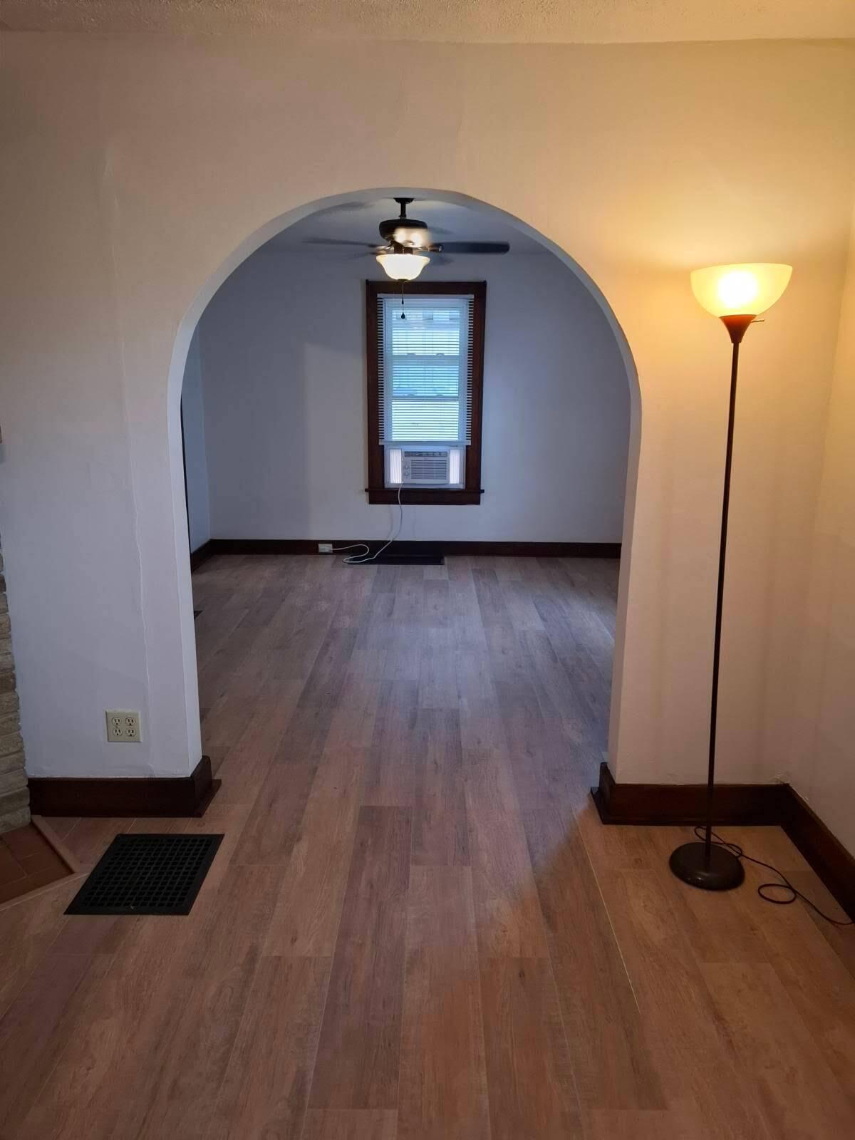 21 Douglas, Springfield, Ohio 45503