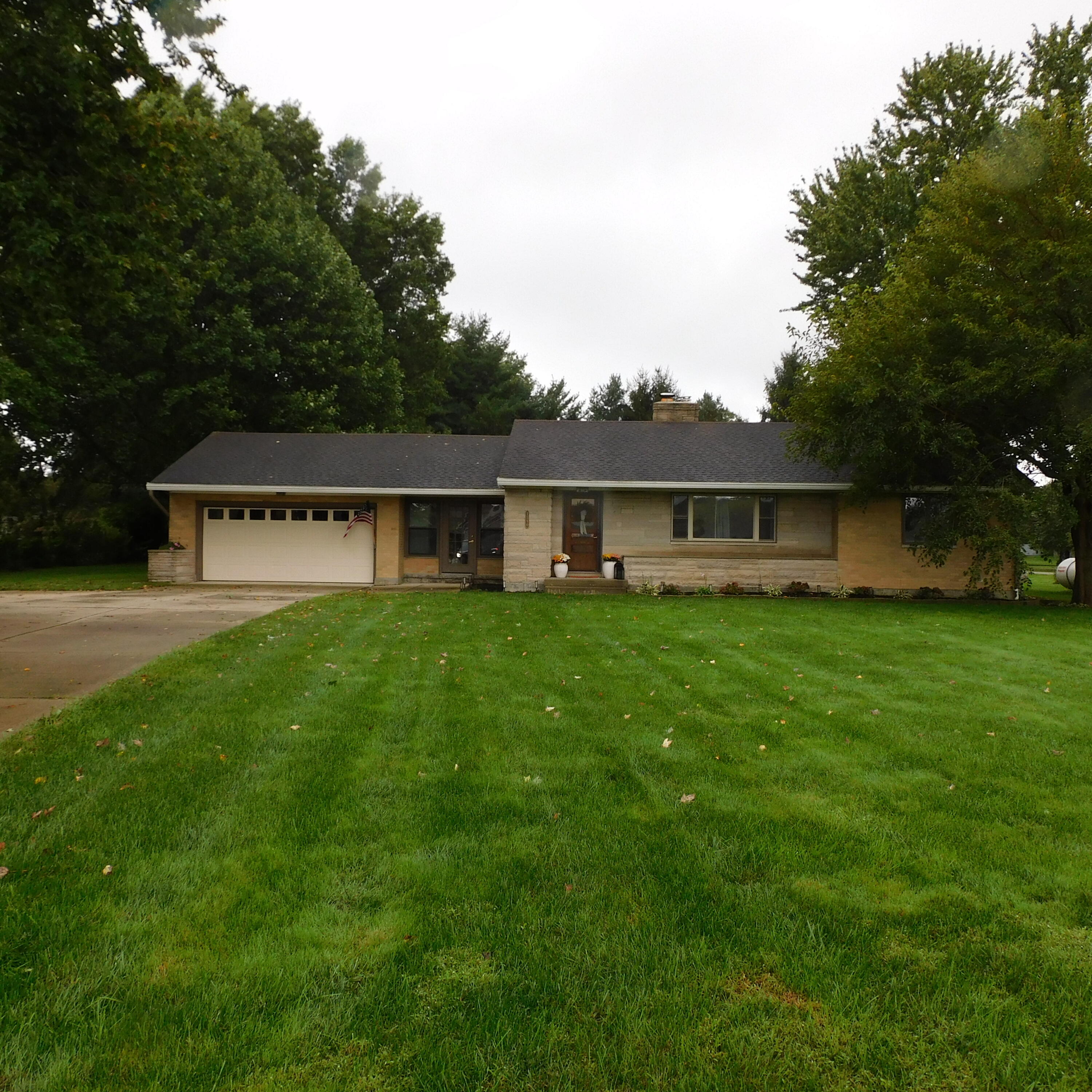 1390 Michaels, Tipp City, Ohio 45371