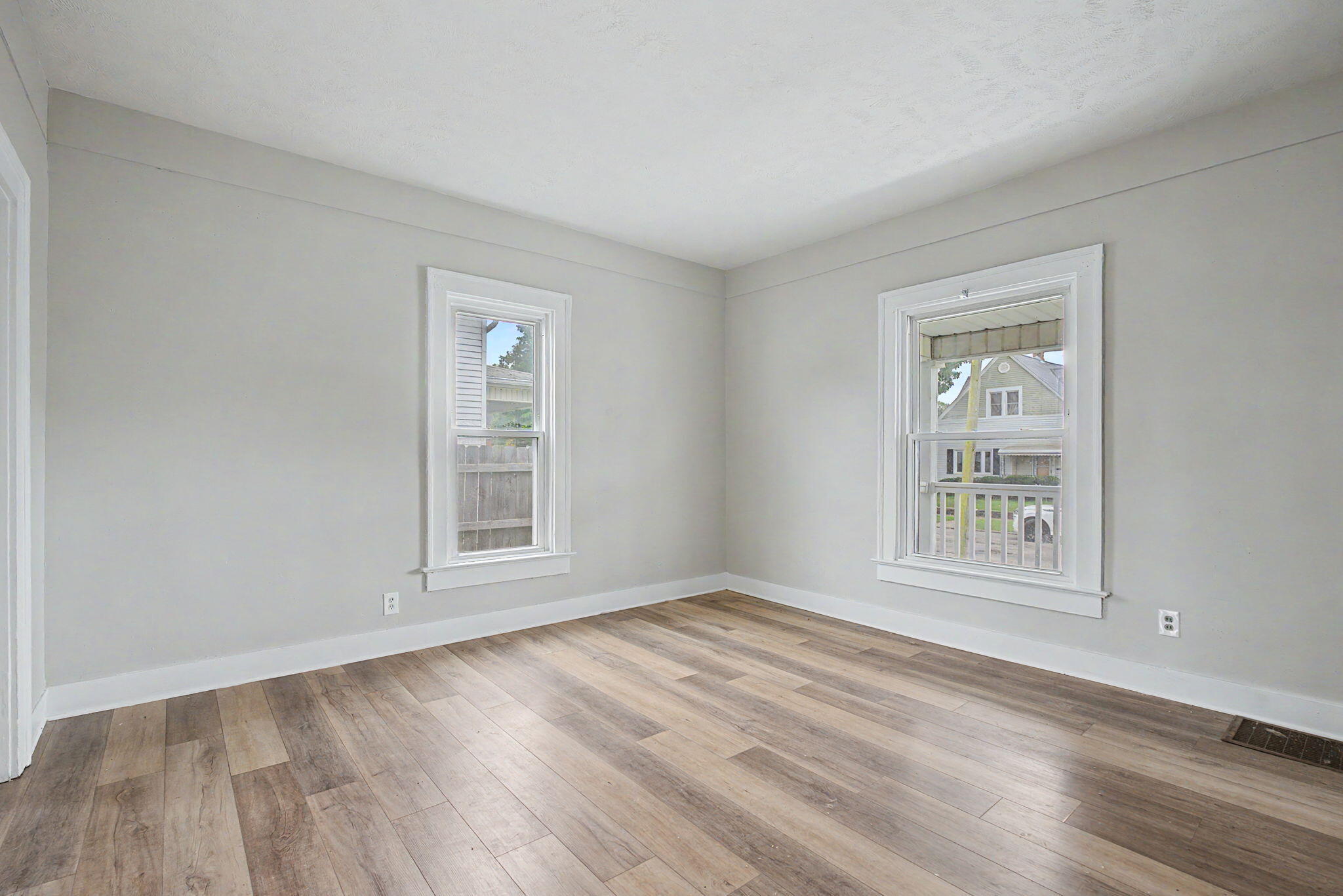 2022 Woodside, Springfield, Ohio 45503