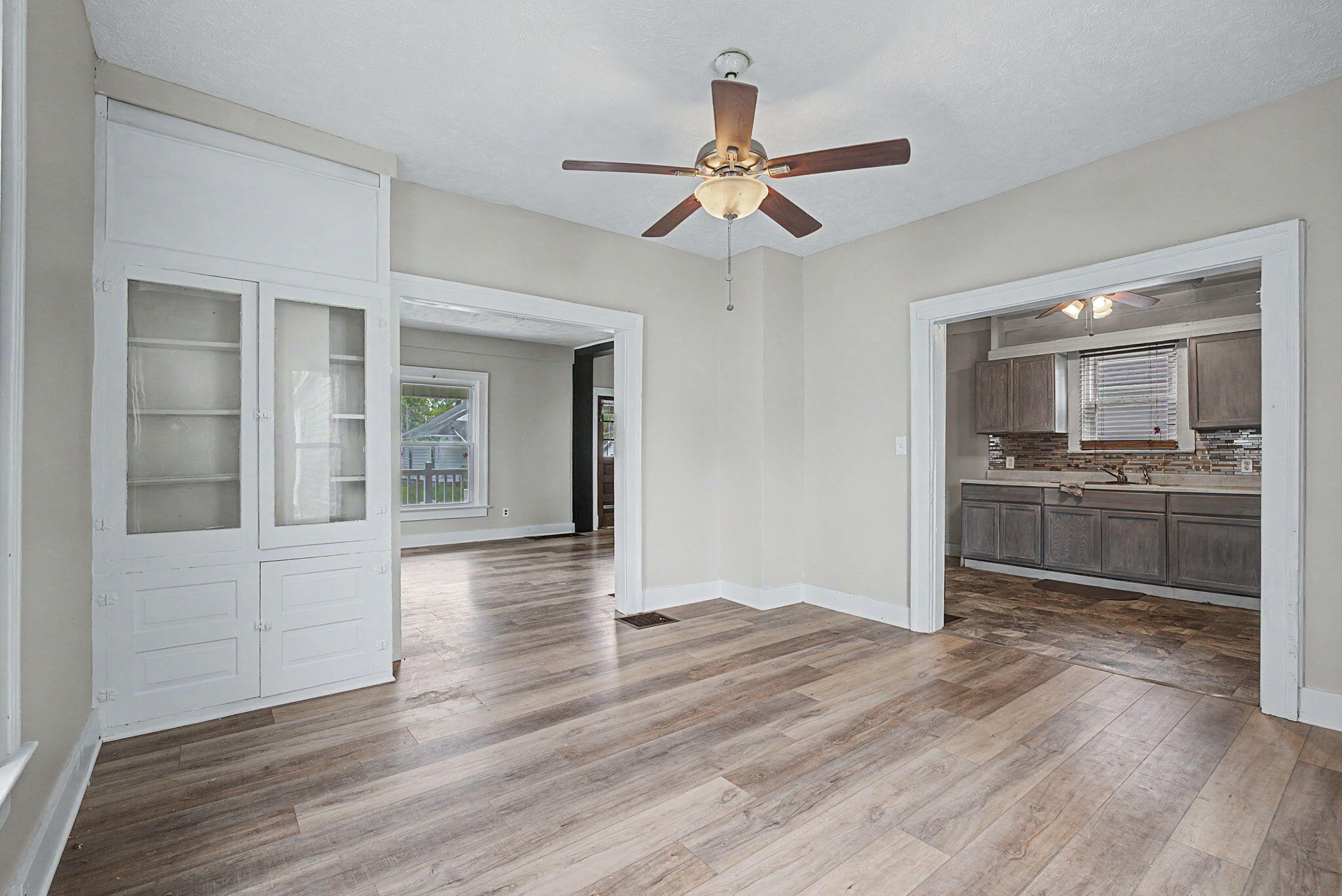 2022 Woodside, Springfield, Ohio 45503
