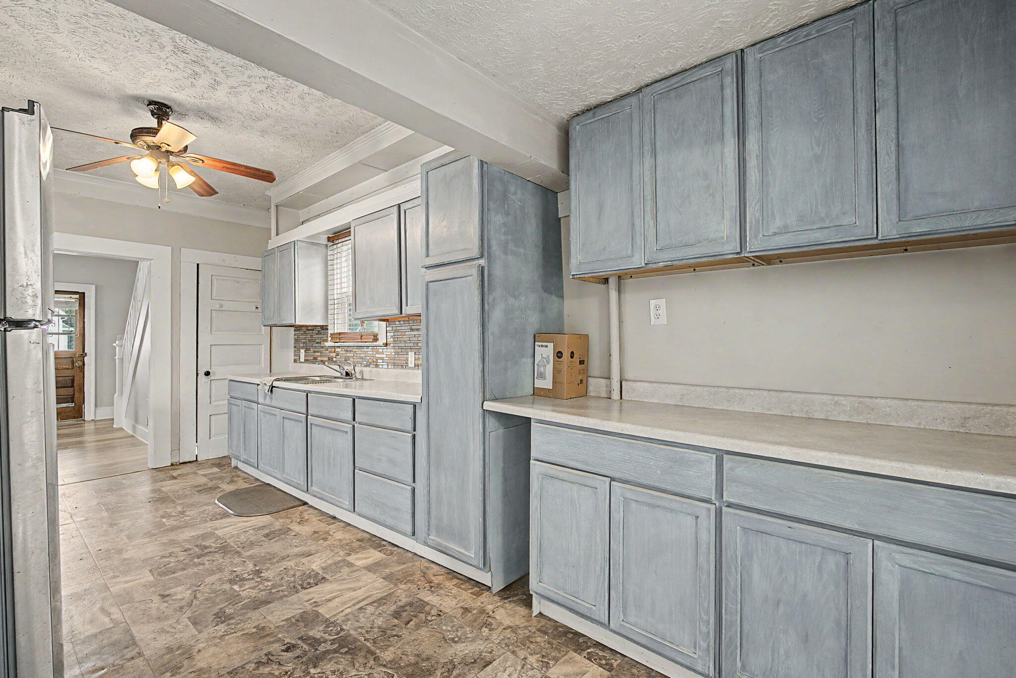 2022 Woodside, Springfield, Ohio 45503