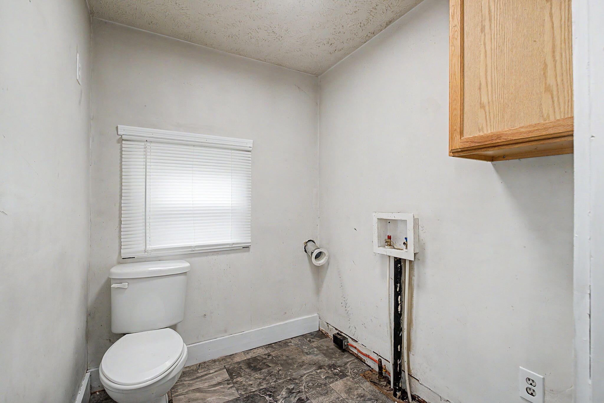 2022 Woodside, Springfield, Ohio 45503