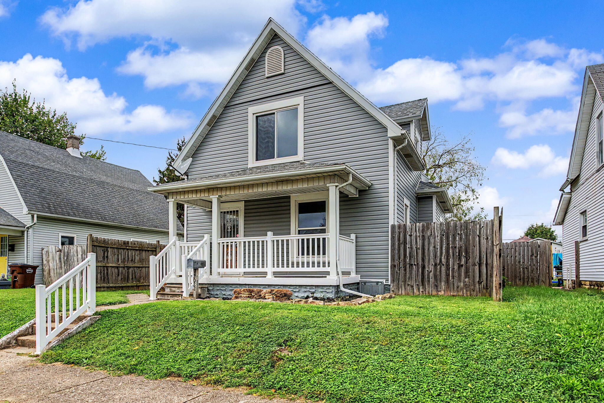 2022 Woodside, Springfield, Ohio 45503