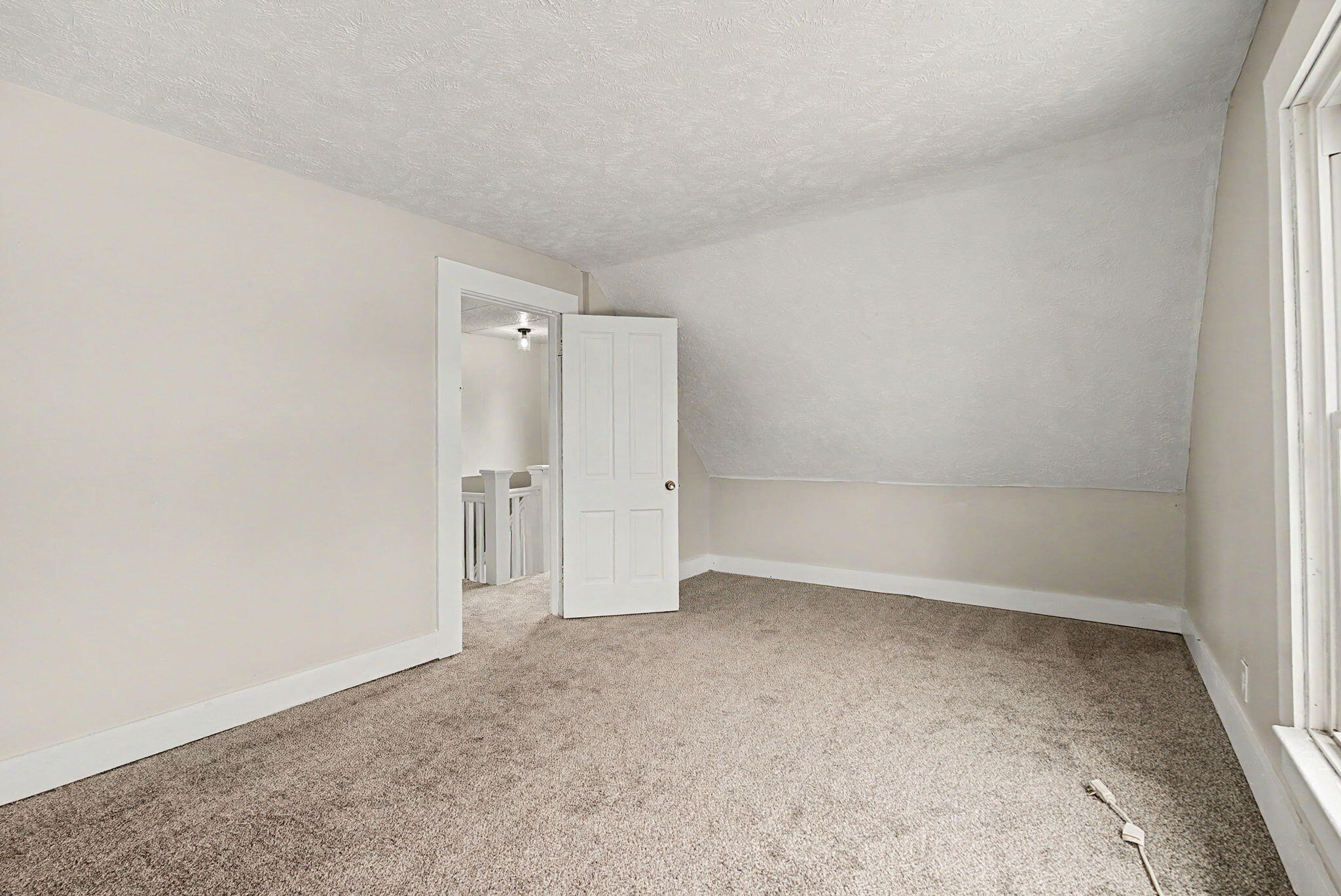 2022 Woodside, Springfield, Ohio 45503