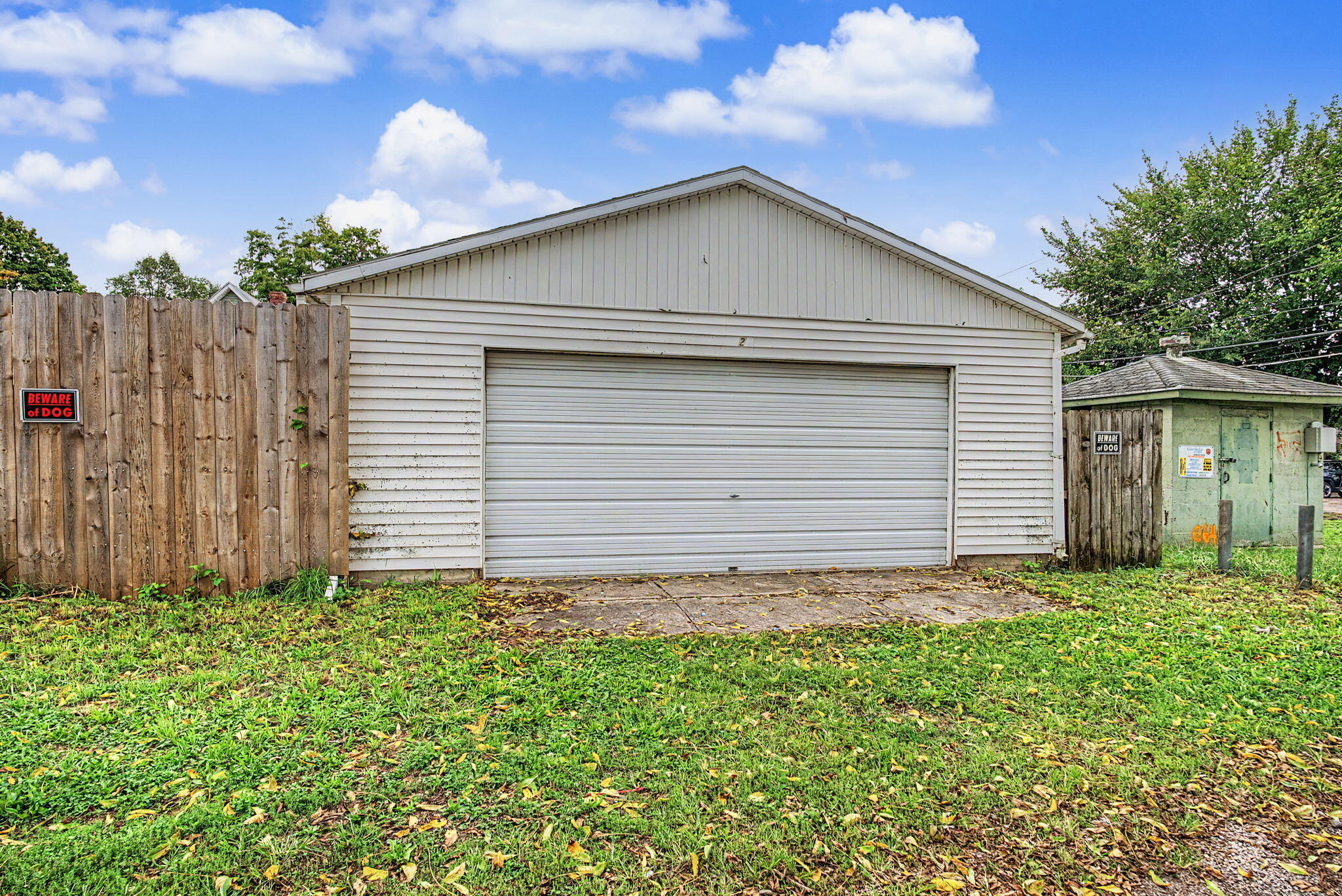 2022 Woodside, Springfield, Ohio 45503