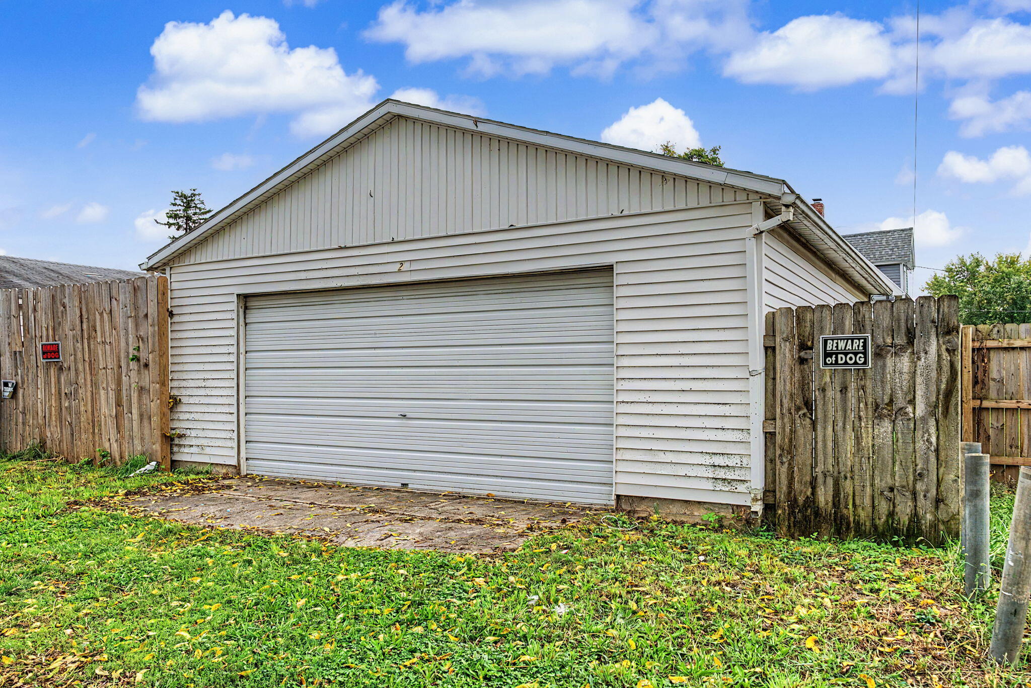 2022 Woodside, Springfield, Ohio 45503