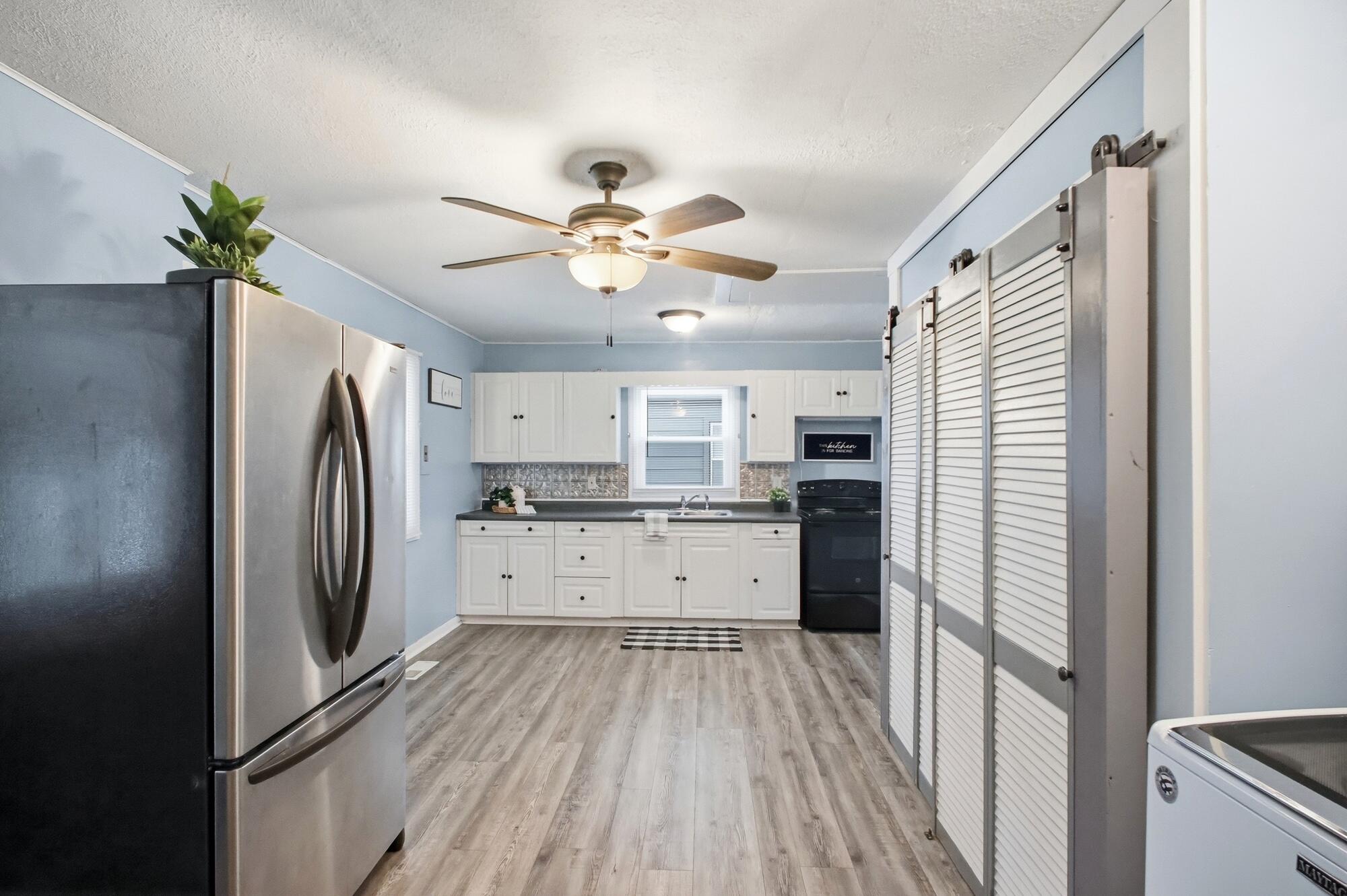 2666 Elmore, Springfield, Ohio 45505