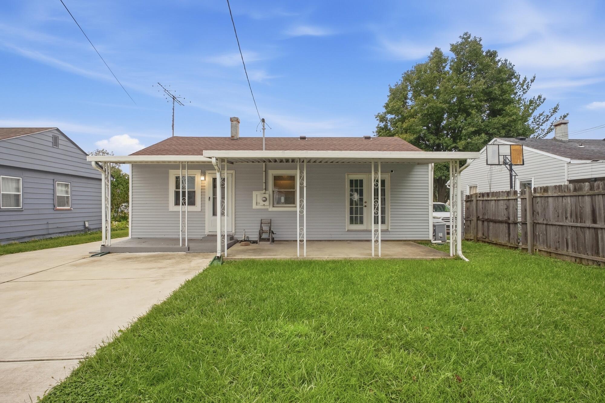2666 Elmore, Springfield, Ohio 45505