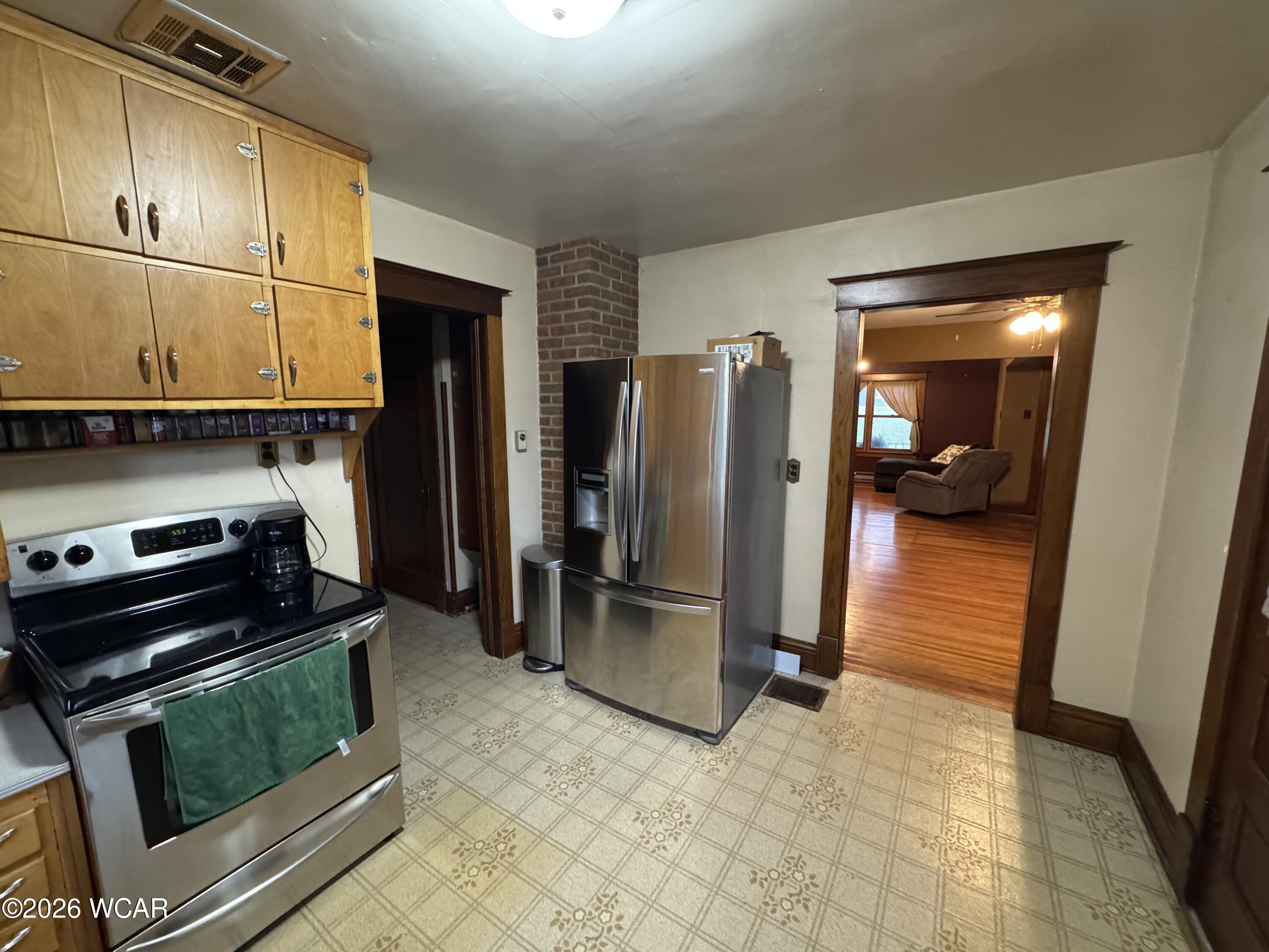 8015 Road R-7, Columbus Grove, Ohio