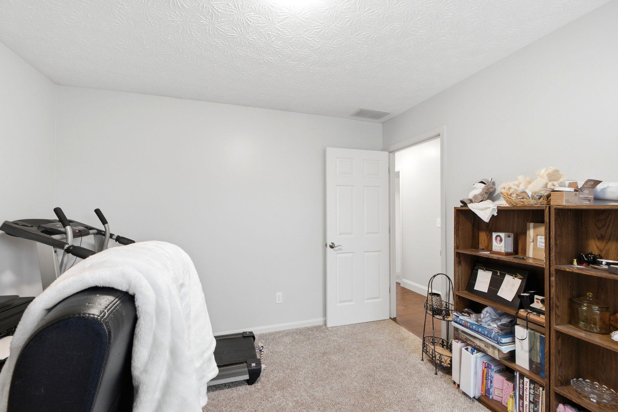 2504 Worthington, Troy, Ohio 45373