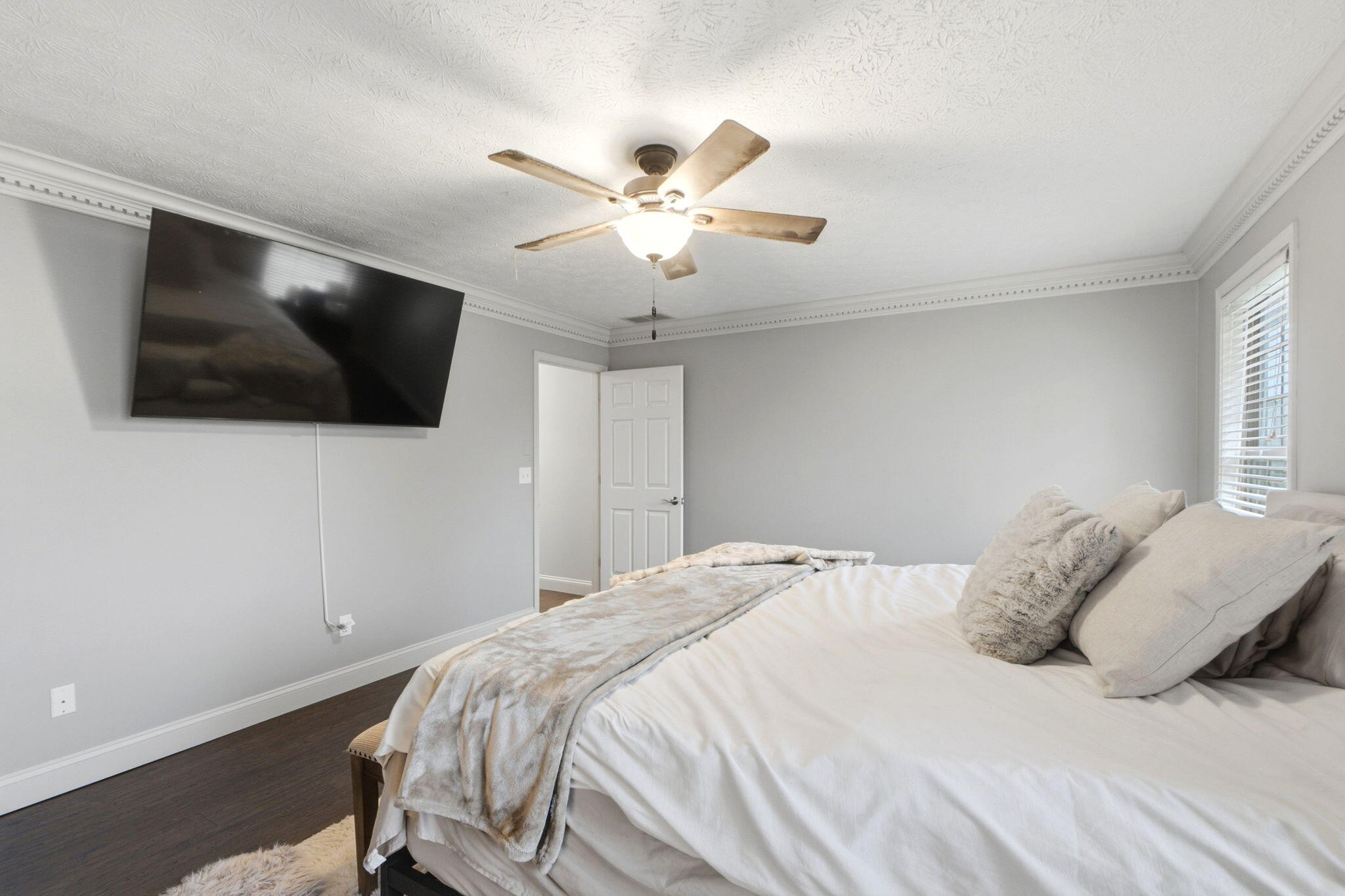 2504 Worthington, Troy, Ohio 45373