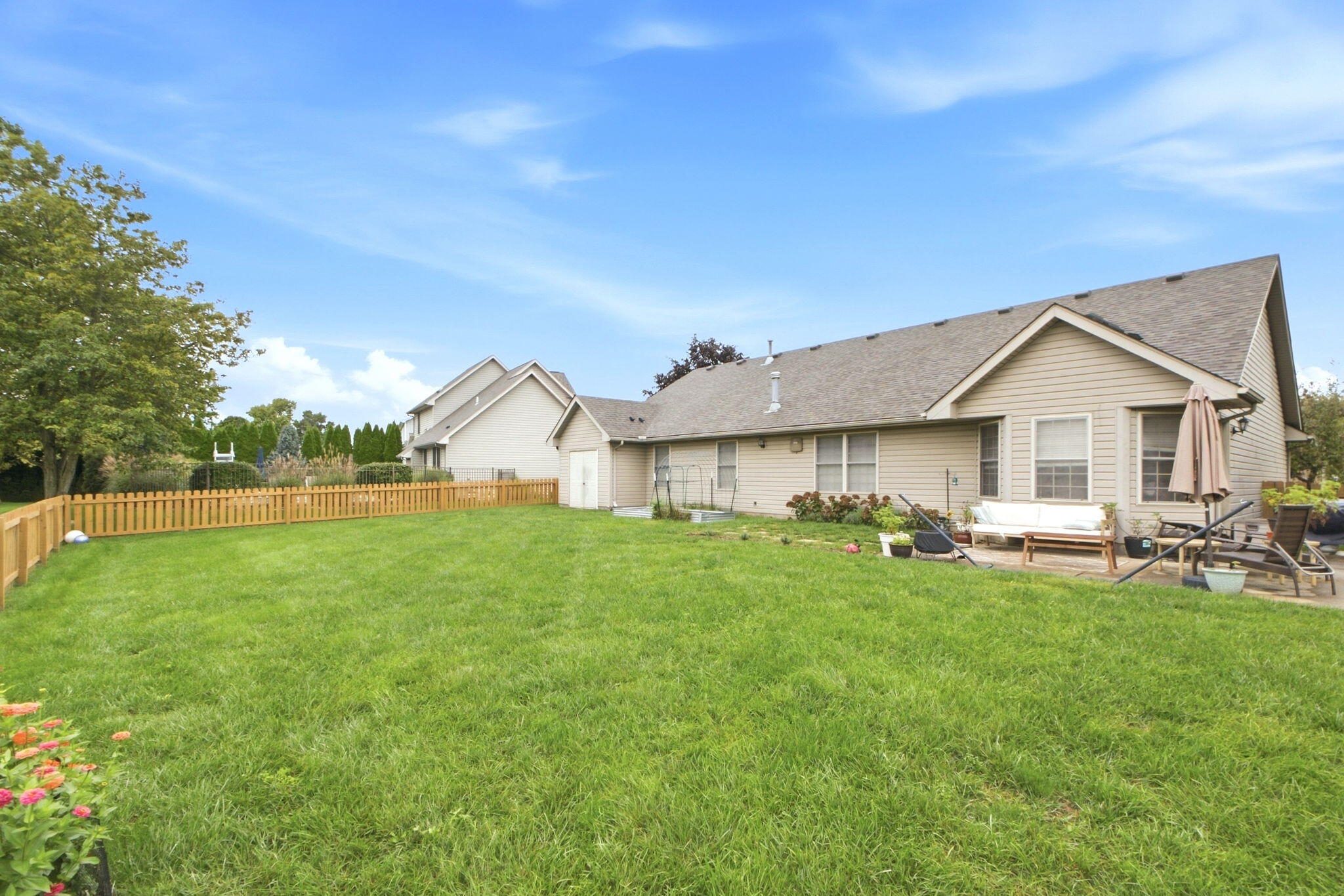 2504 Worthington, Troy, Ohio 45373
