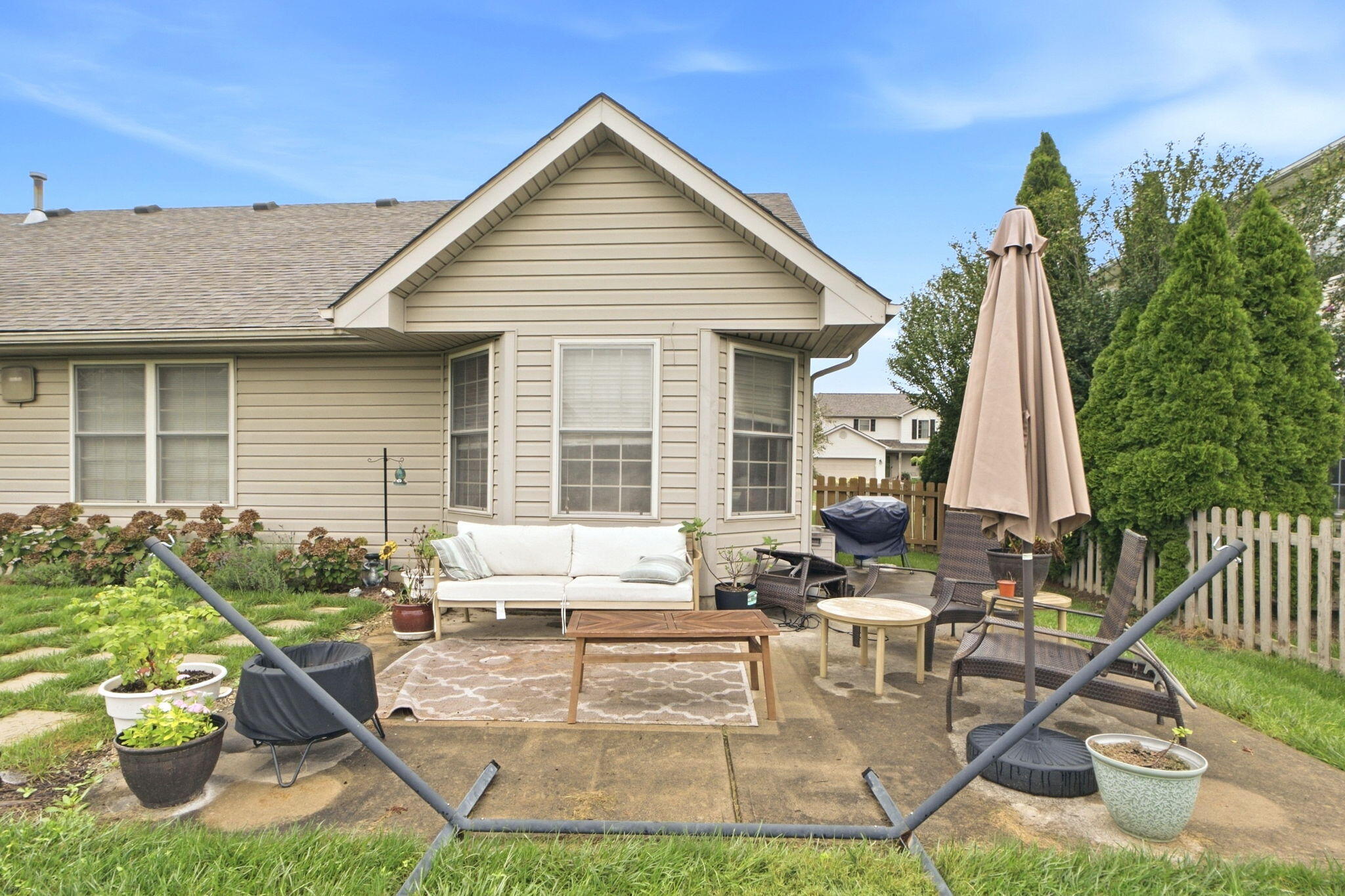2504 Worthington, Troy, Ohio 45373