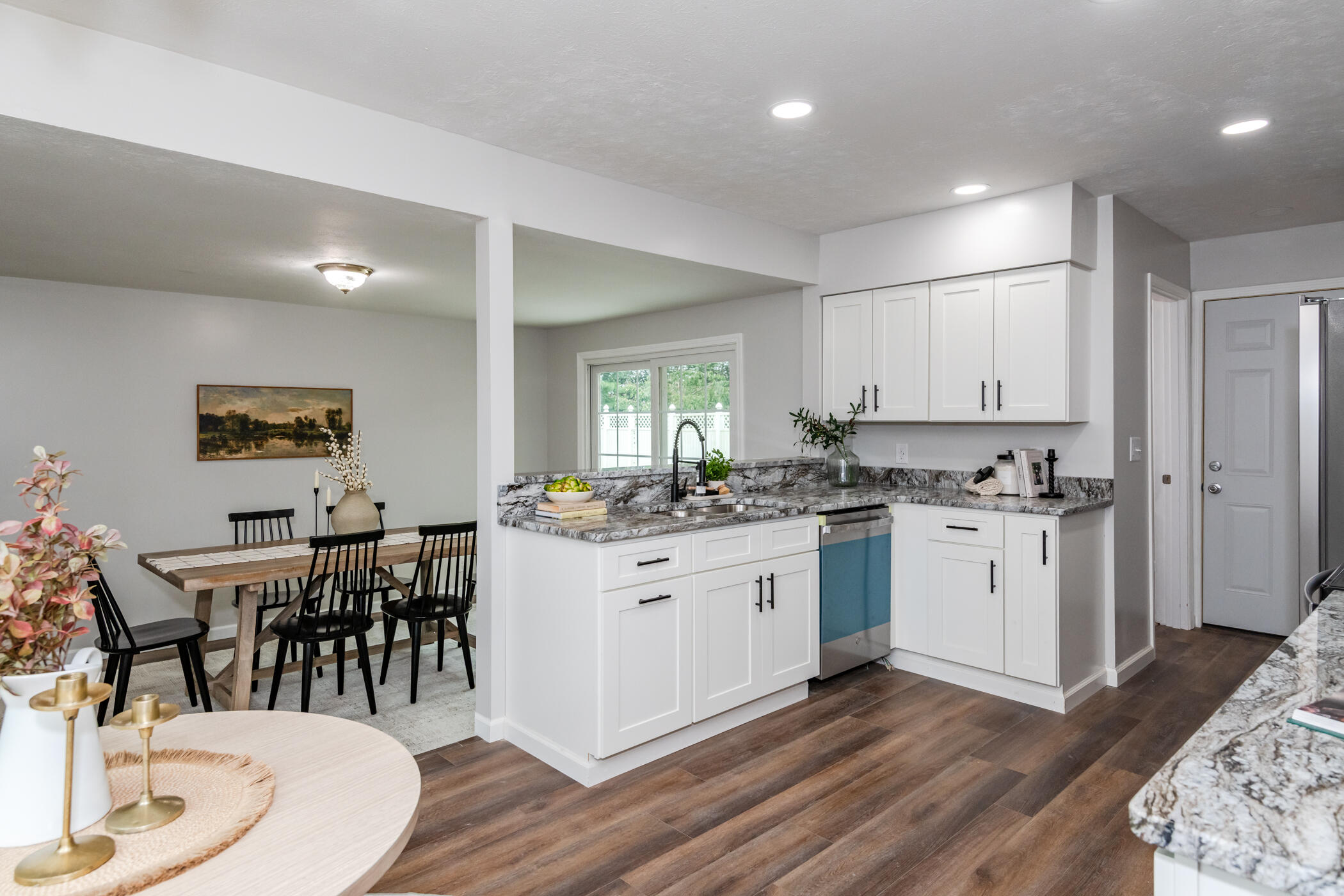 1013 Lake, New Carlisle, Ohio 45344