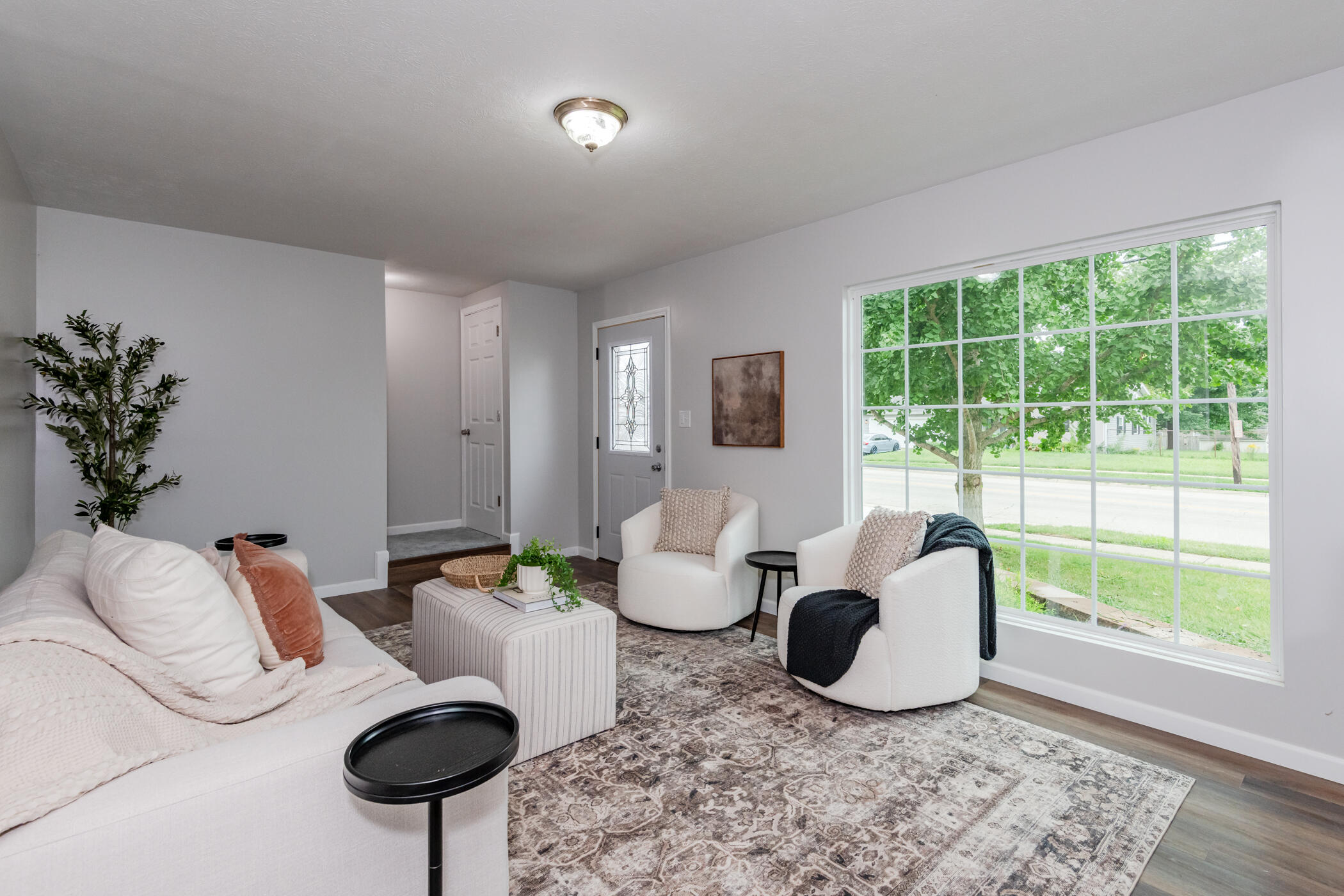 1013 Lake, New Carlisle, Ohio 45344