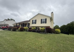 400 Highview, Bellefontaine, Ohio 43311, 3 Bedroom Bedrooms, ,2 BathroomBathrooms,Residential,For Sale,Highview,1048654