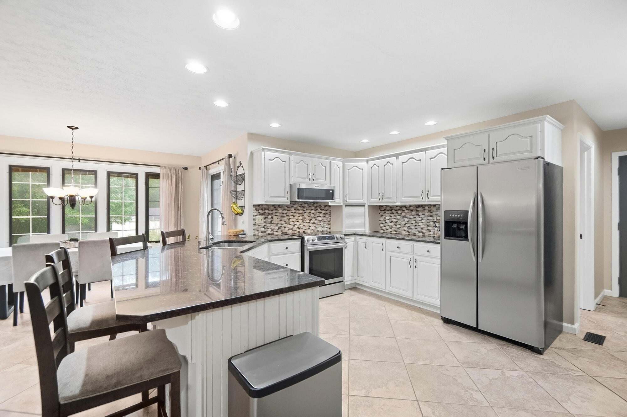 998 Brookwood, Troy, Ohio 45373