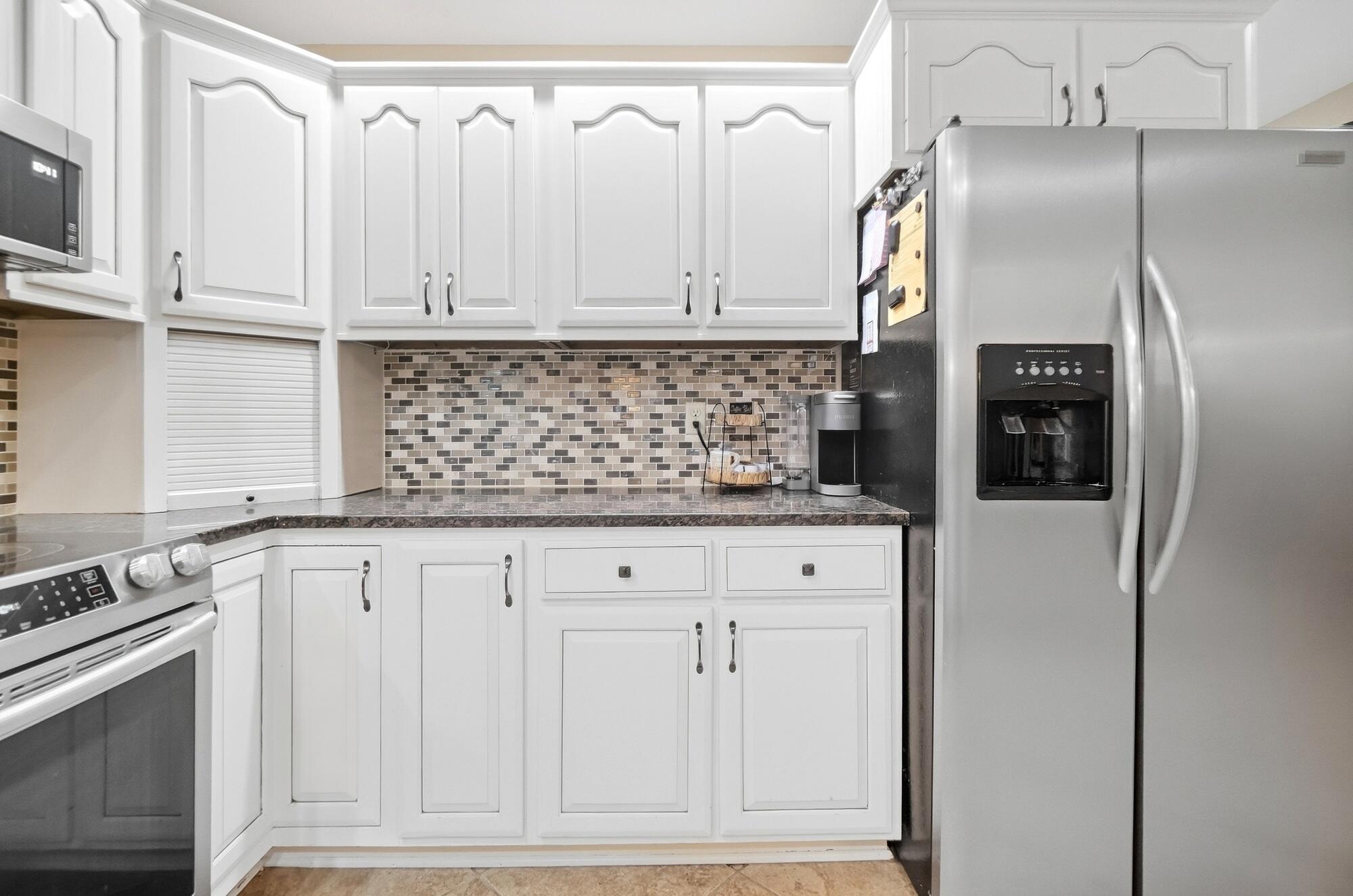 998 Brookwood, Troy, Ohio 45373
