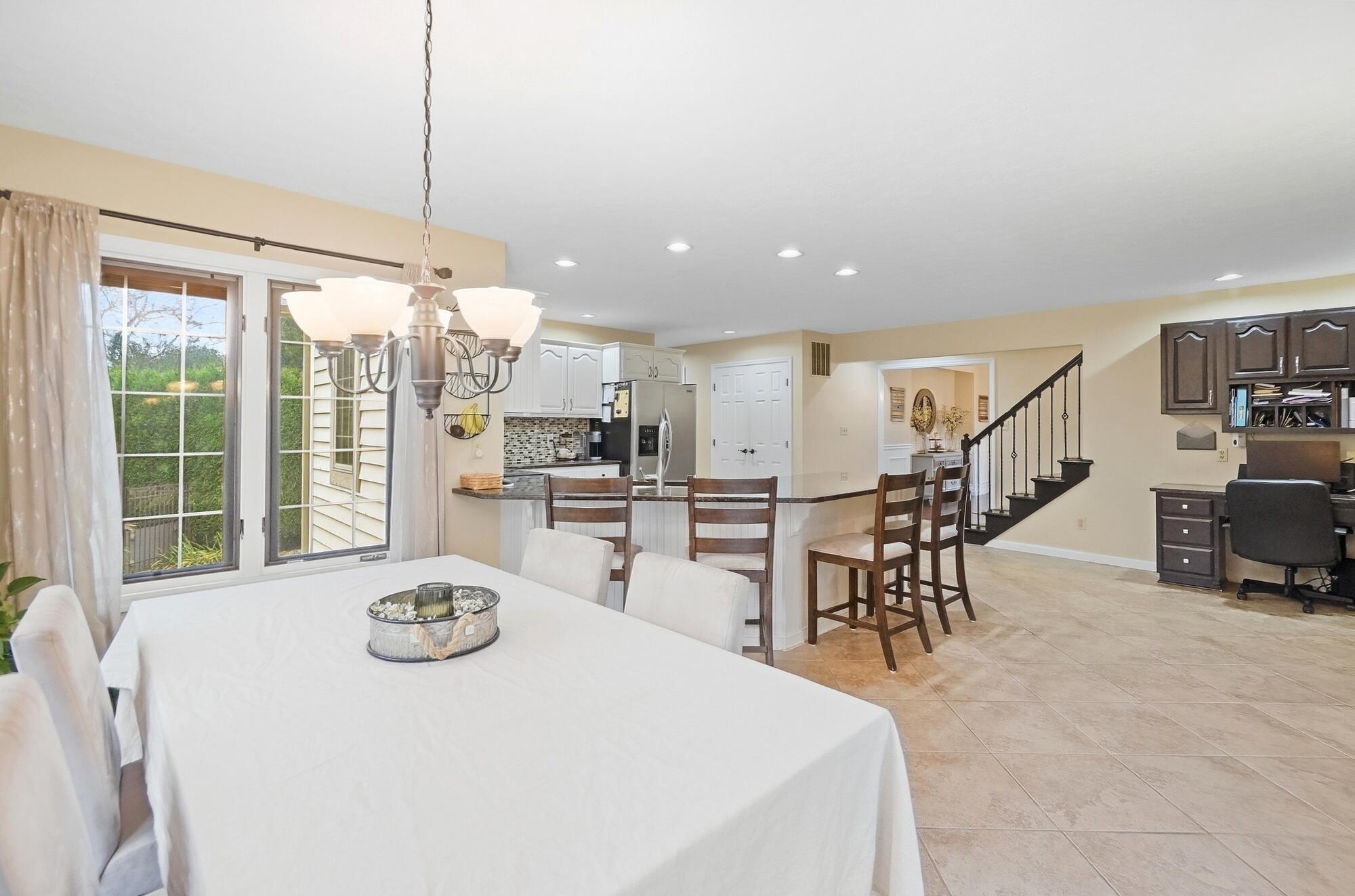 998 Brookwood, Troy, Ohio 45373