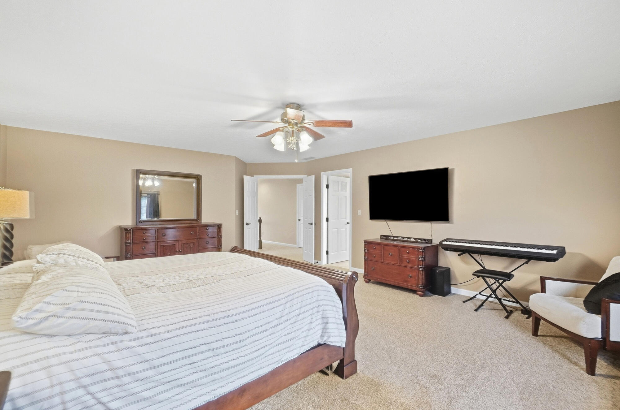 998 Brookwood, Troy, Ohio 45373
