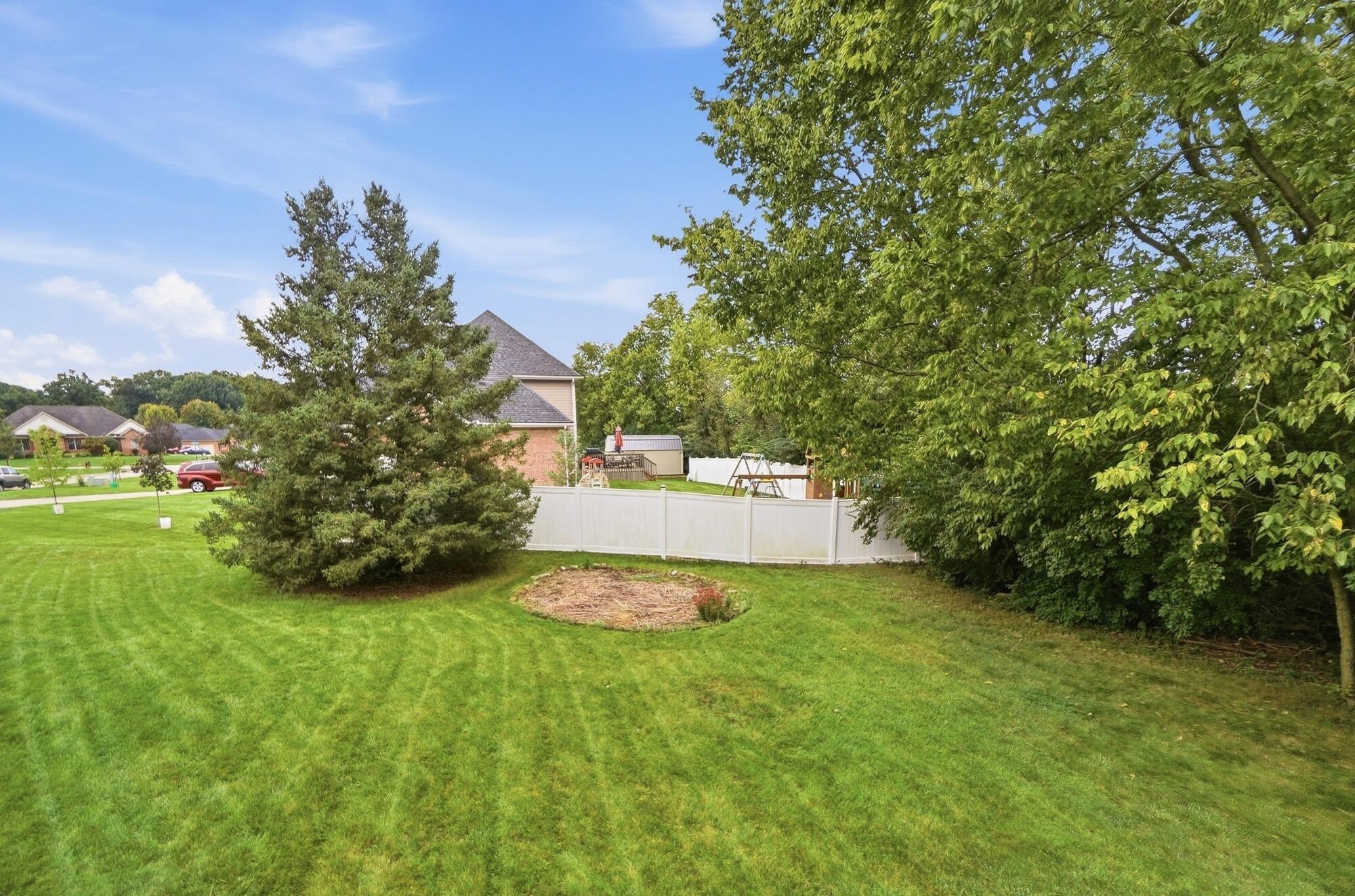 998 Brookwood, Troy, Ohio 45373