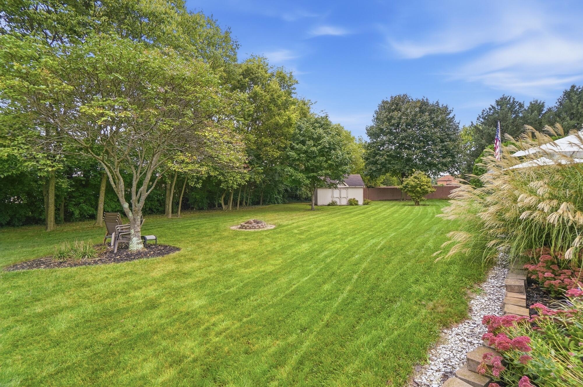 998 Brookwood, Troy, Ohio 45373