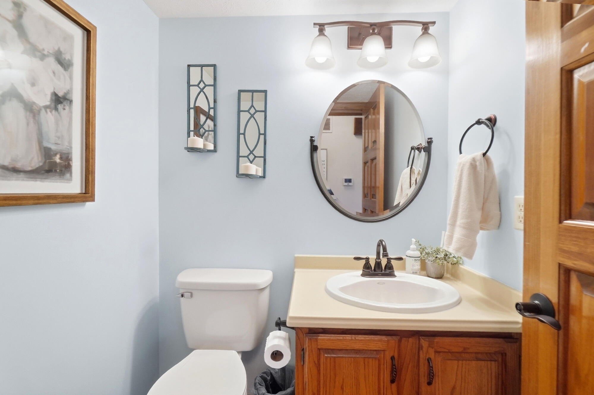 2091 Canterbury, Troy, Ohio 45373