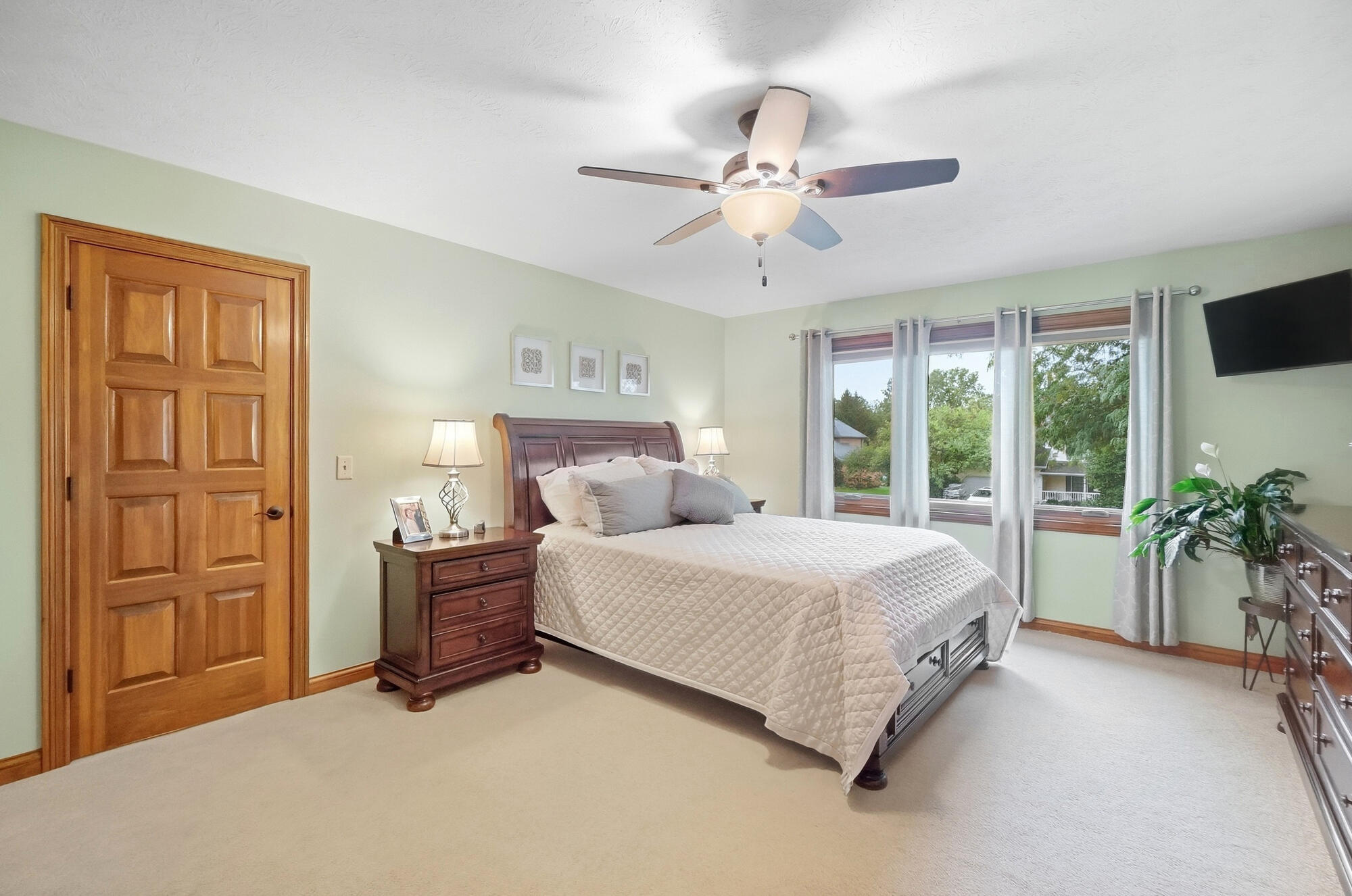2091 Canterbury, Troy, Ohio 45373