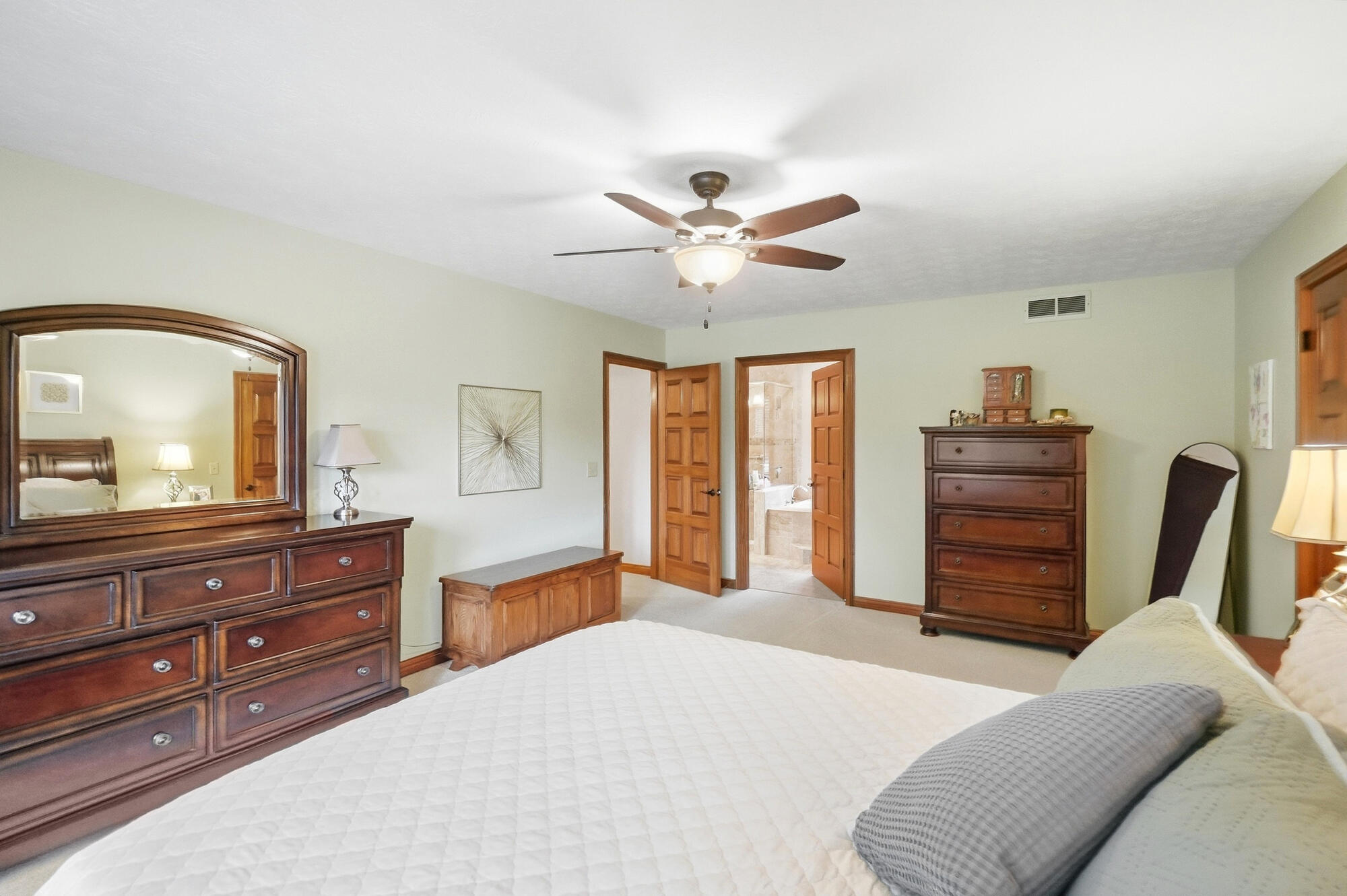 2091 Canterbury, Troy, Ohio 45373