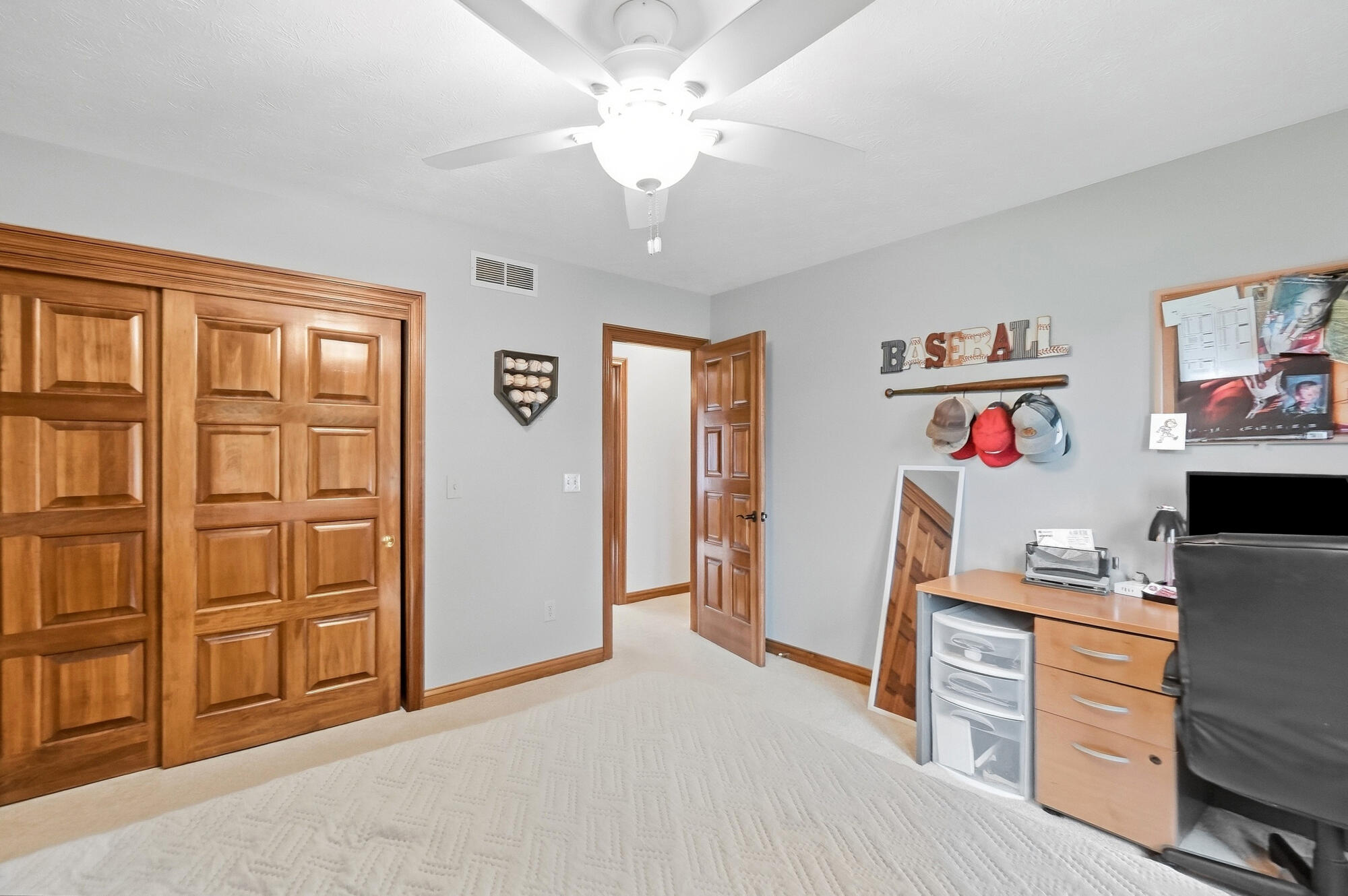 2091 Canterbury, Troy, Ohio 45373