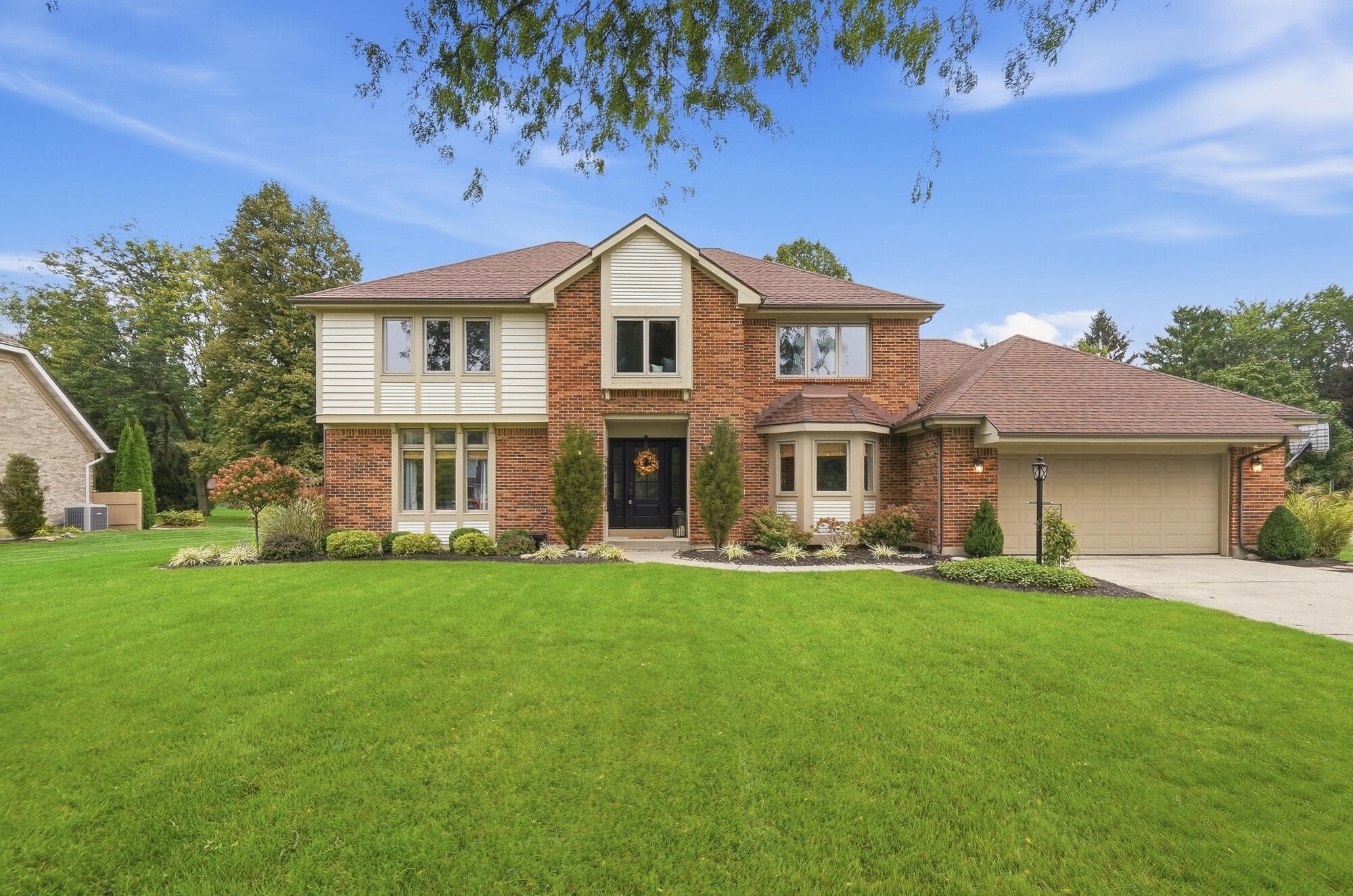 2091 Canterbury, Troy, Ohio 45373