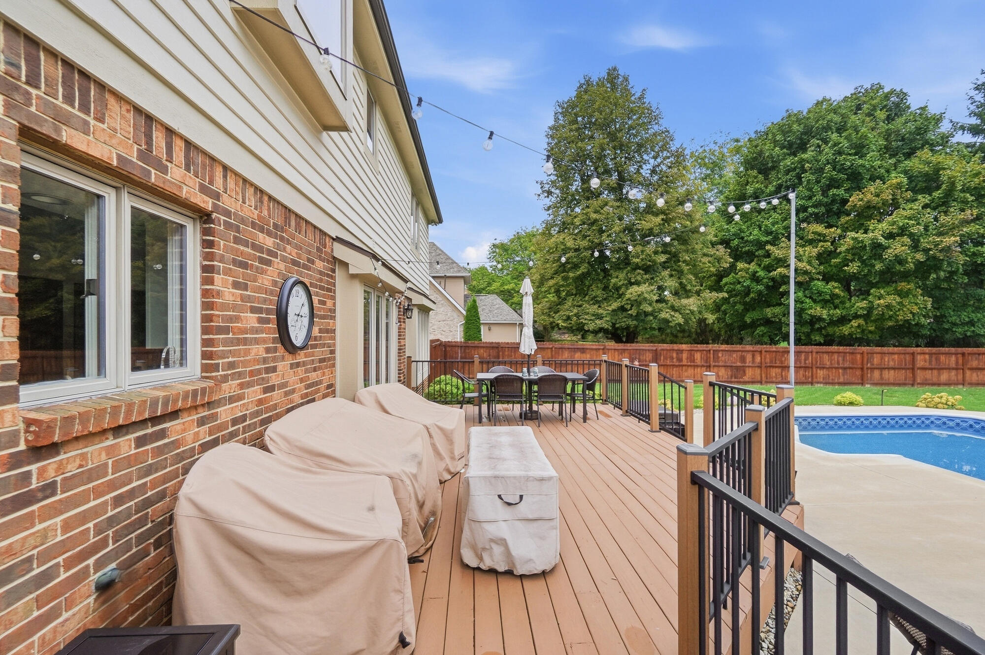 2091 Canterbury, Troy, Ohio 45373