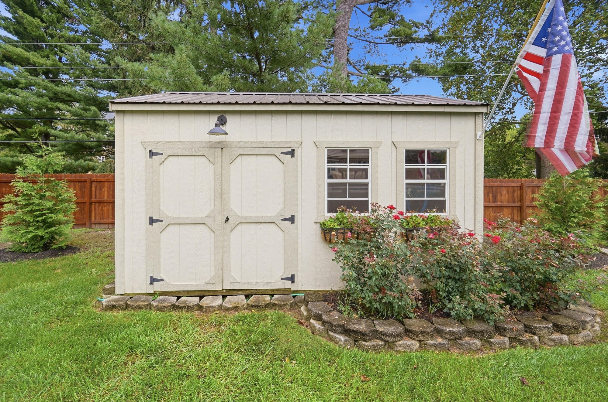 2091 Canterbury, Troy, Ohio 45373