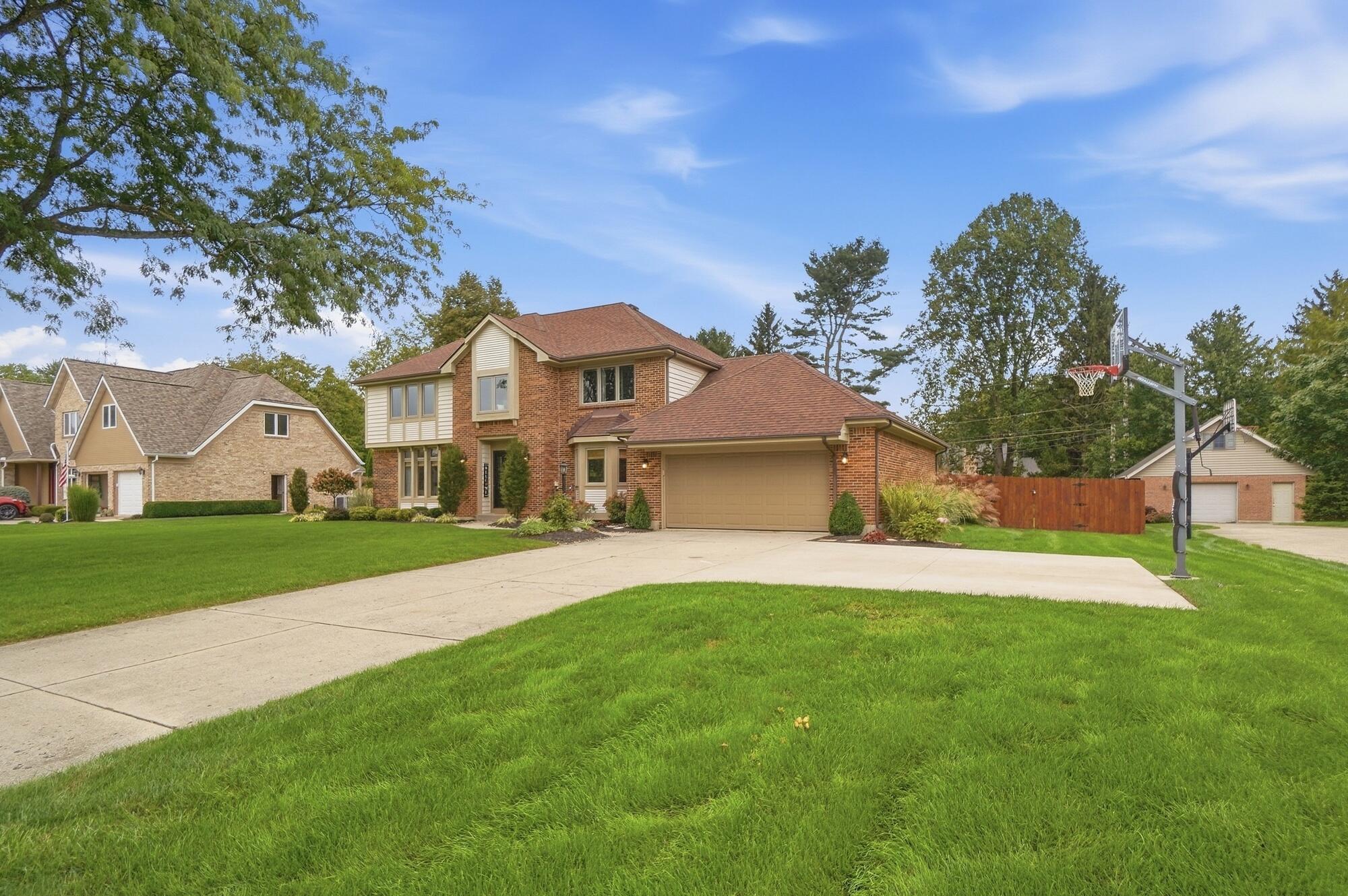 2091 Canterbury, Troy, Ohio 45373