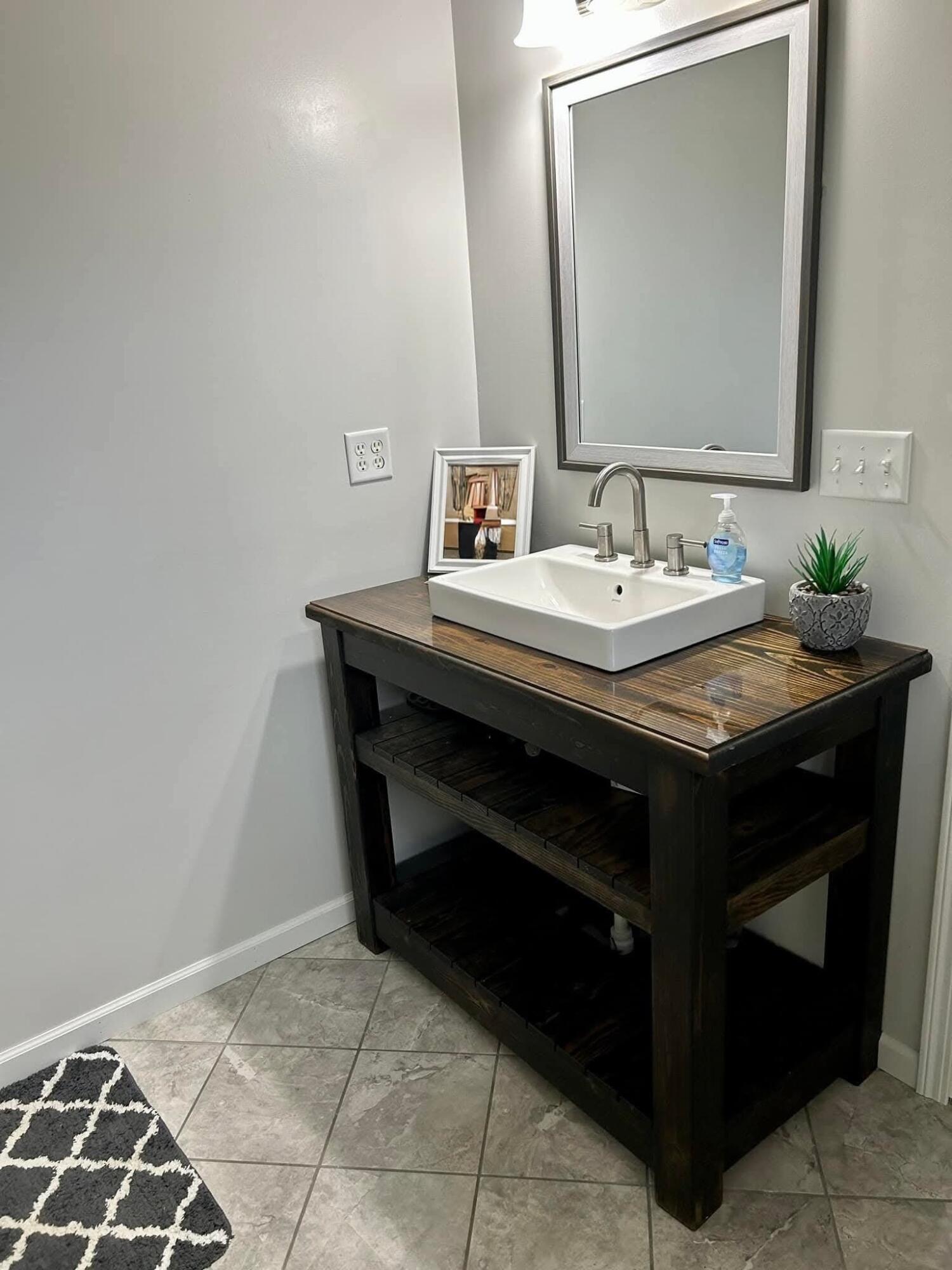 10805 Celina Mendon, Mendon, Ohio 45862