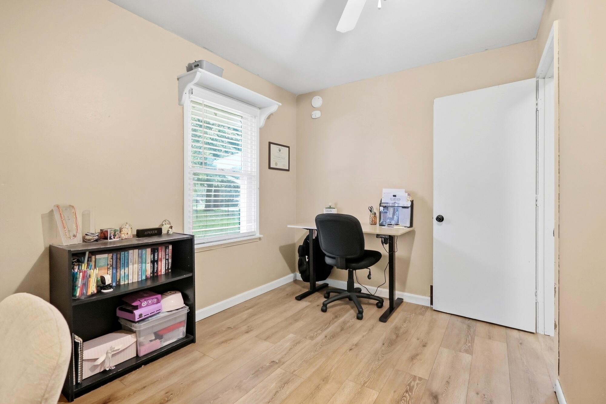 585 Vale, Springfield, Ohio 45504