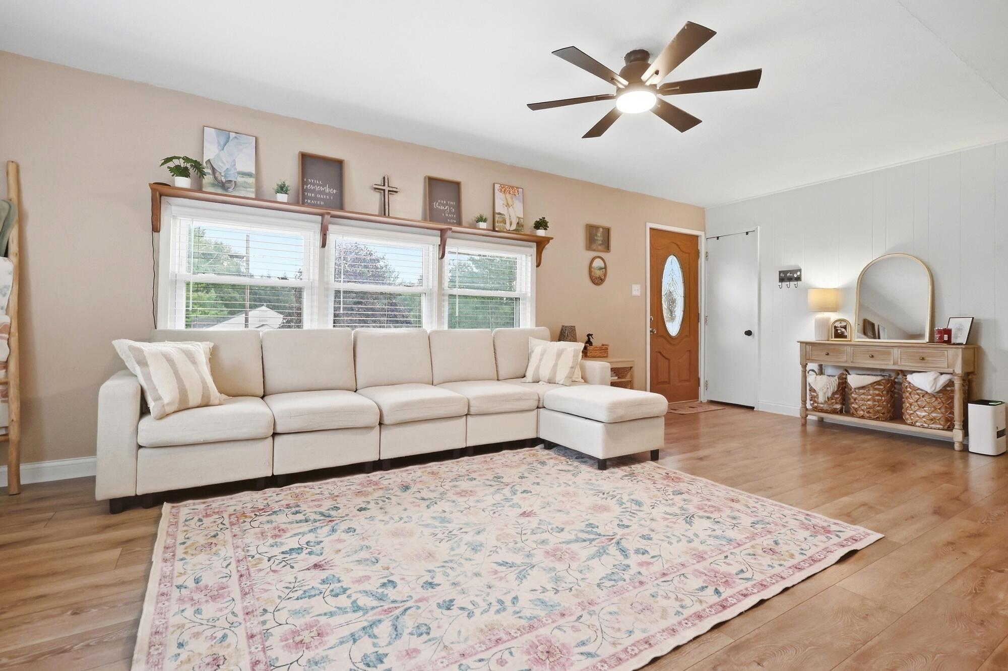 585 Vale, Springfield, Ohio 45504